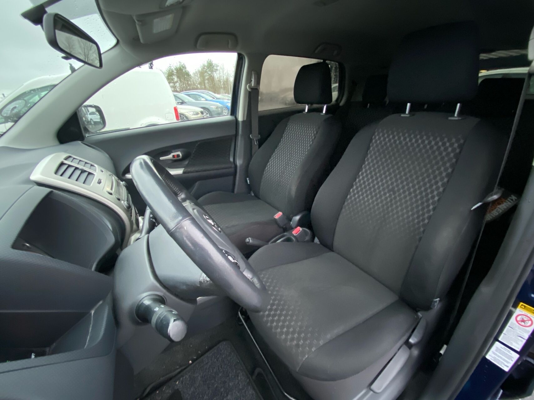 Billede af Toyota Urban Cruiser 1,3 VVT-I T1 100HK 5d