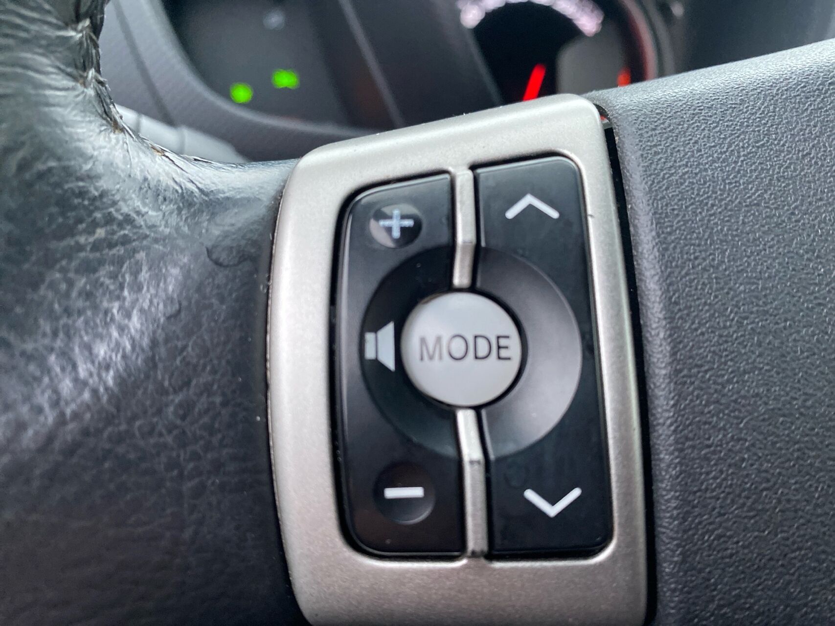 Billede af Toyota Urban Cruiser 1,3 VVT-I T1 100HK 5d