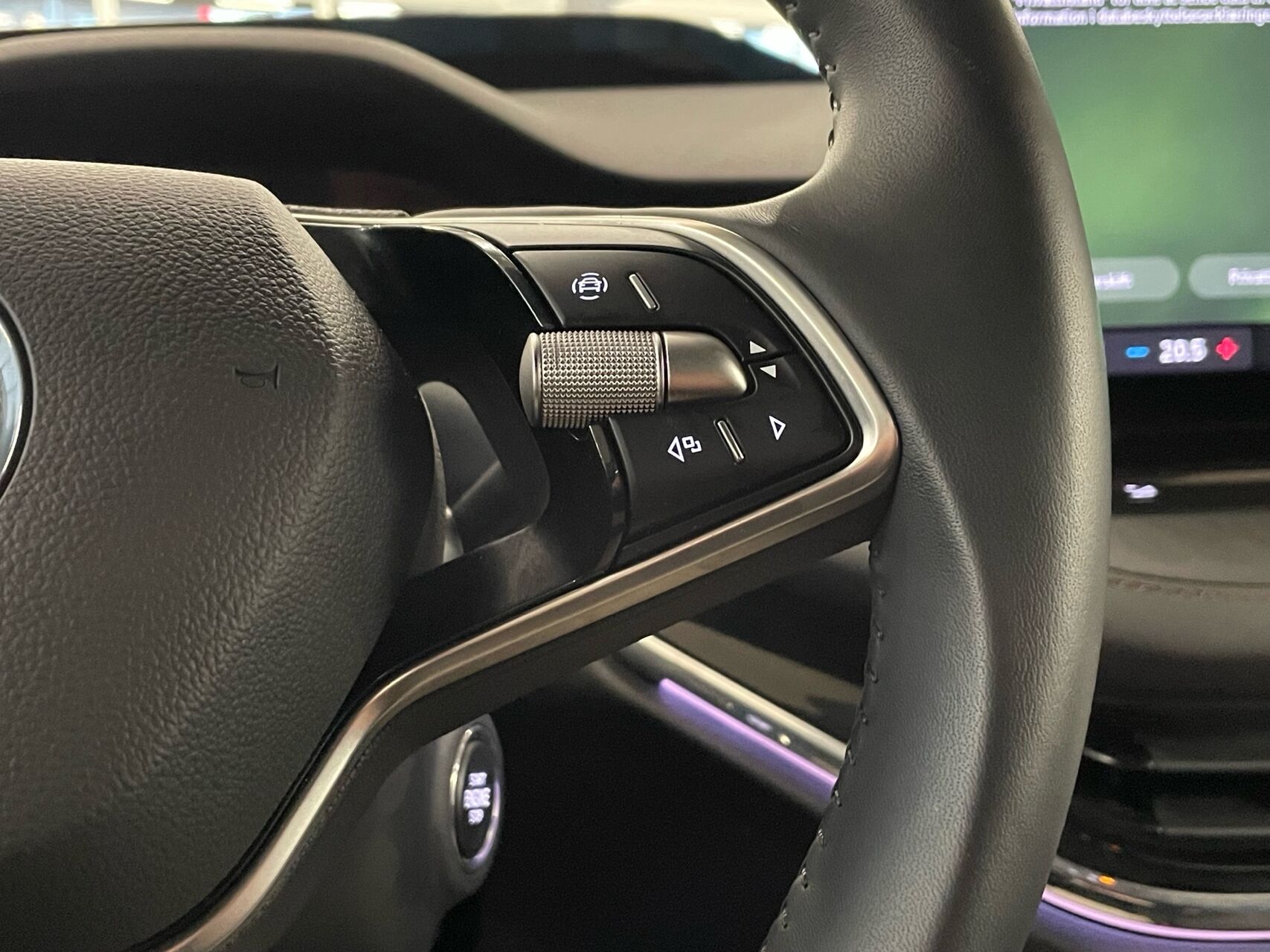 Billede af Skoda Enyaq 85 iV L&K 286HK 5d Aut.