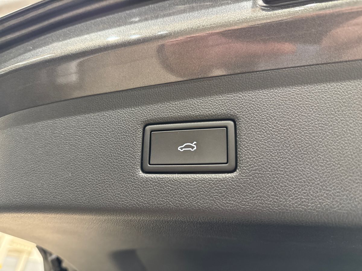 Billede af Ford Explorer EL UR Select RWD 286HK 5d Aut.