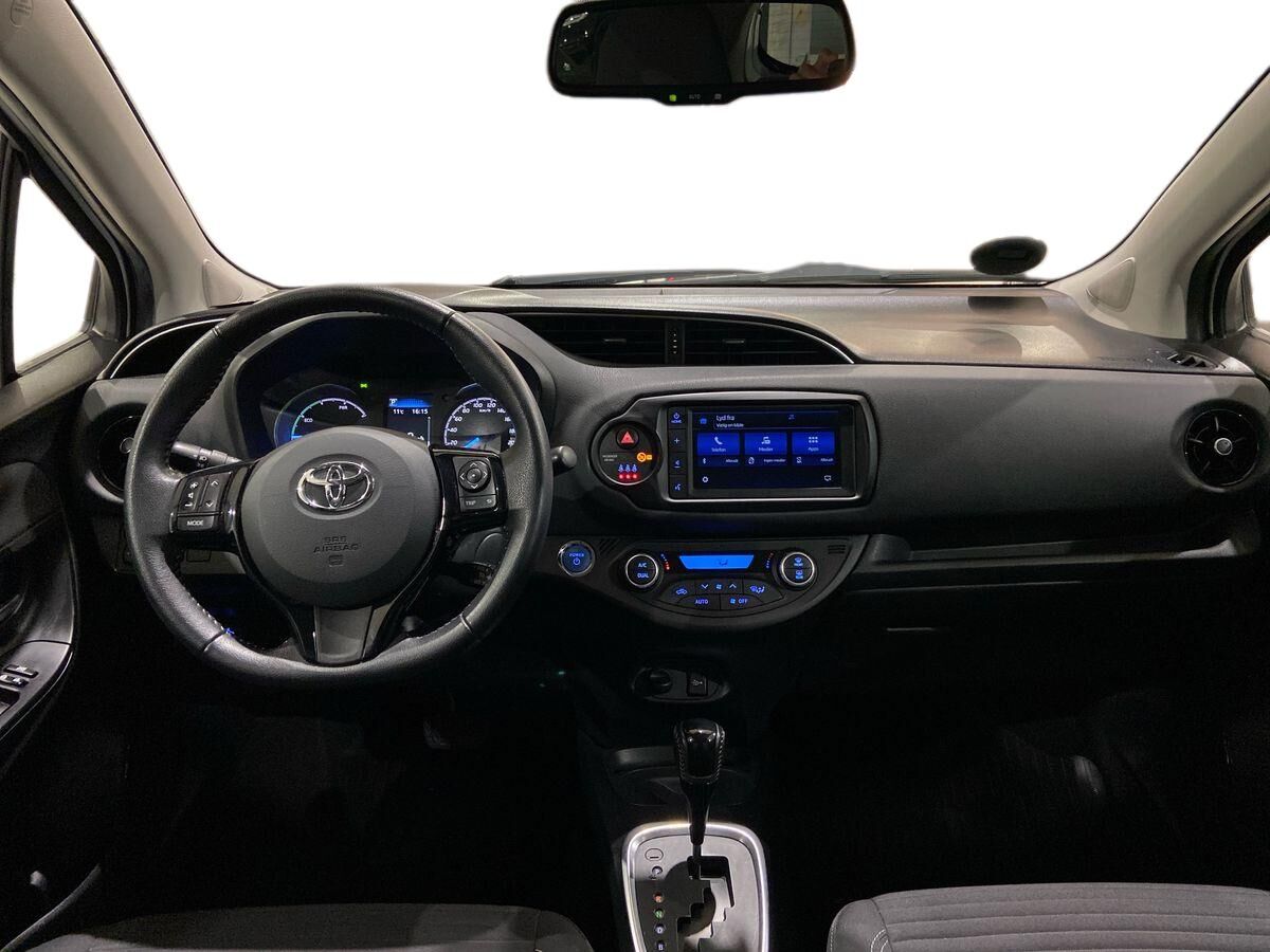 Billede af Toyota Yaris 1,5 Hybrid H2 Limited E-CVT 100HK 5d Trinl. Gear