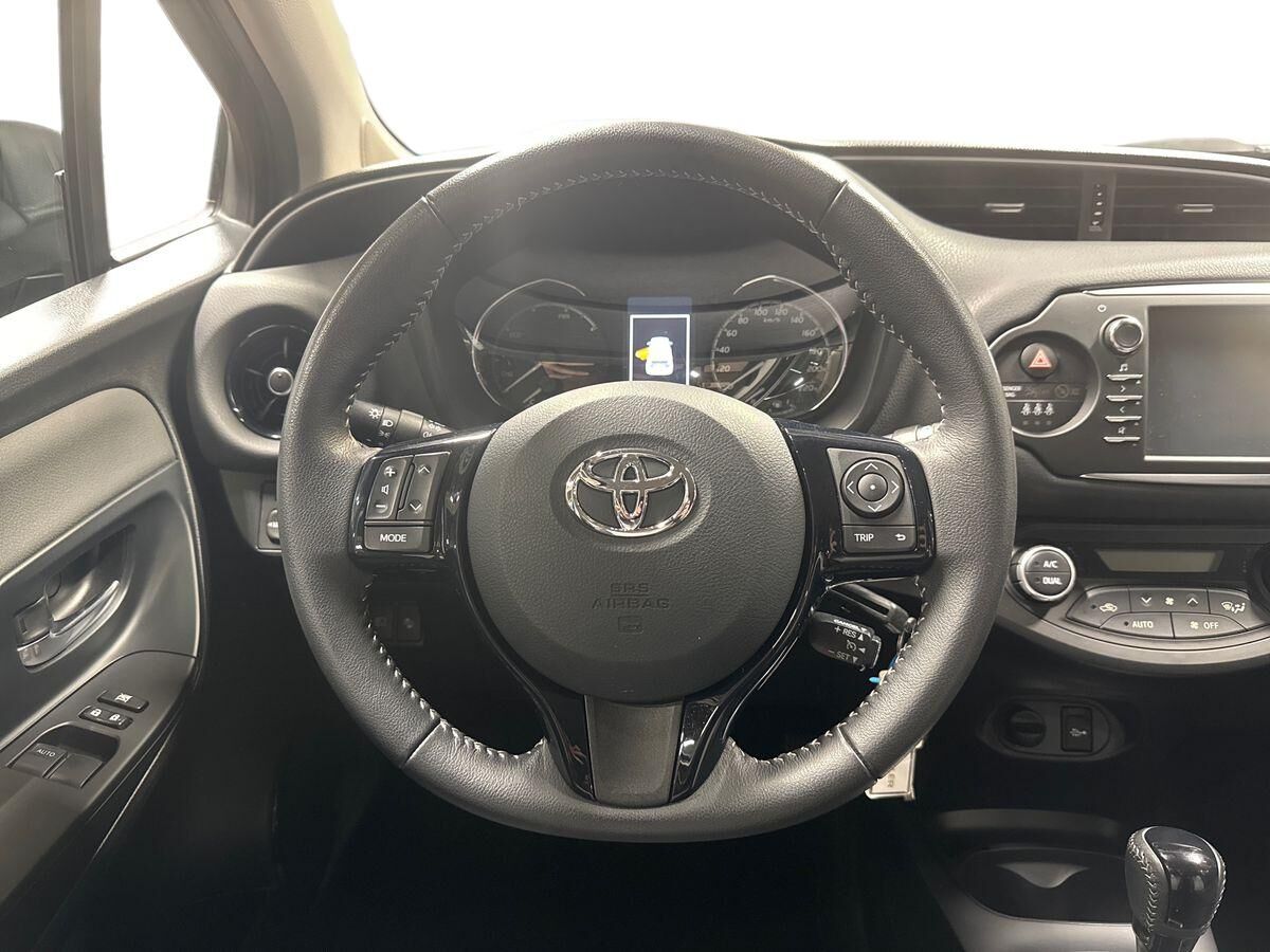 Billede af Toyota Yaris 1,5 Hybrid H2 Premium E-CVT 100HK 5d Trinl. Gear