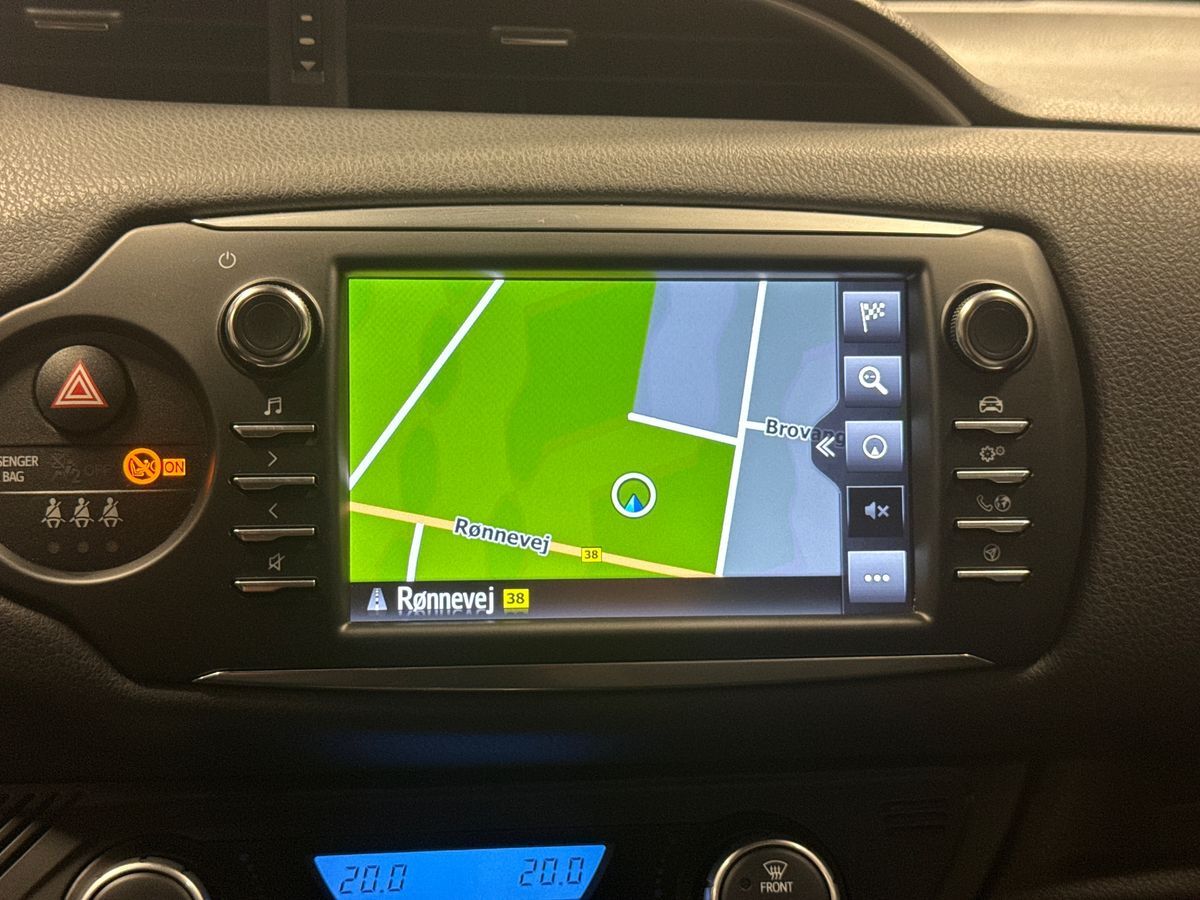 Billede af Toyota Yaris 1,5 Hybrid H2 Premium E-CVT 100HK 5d Trinl. Gear