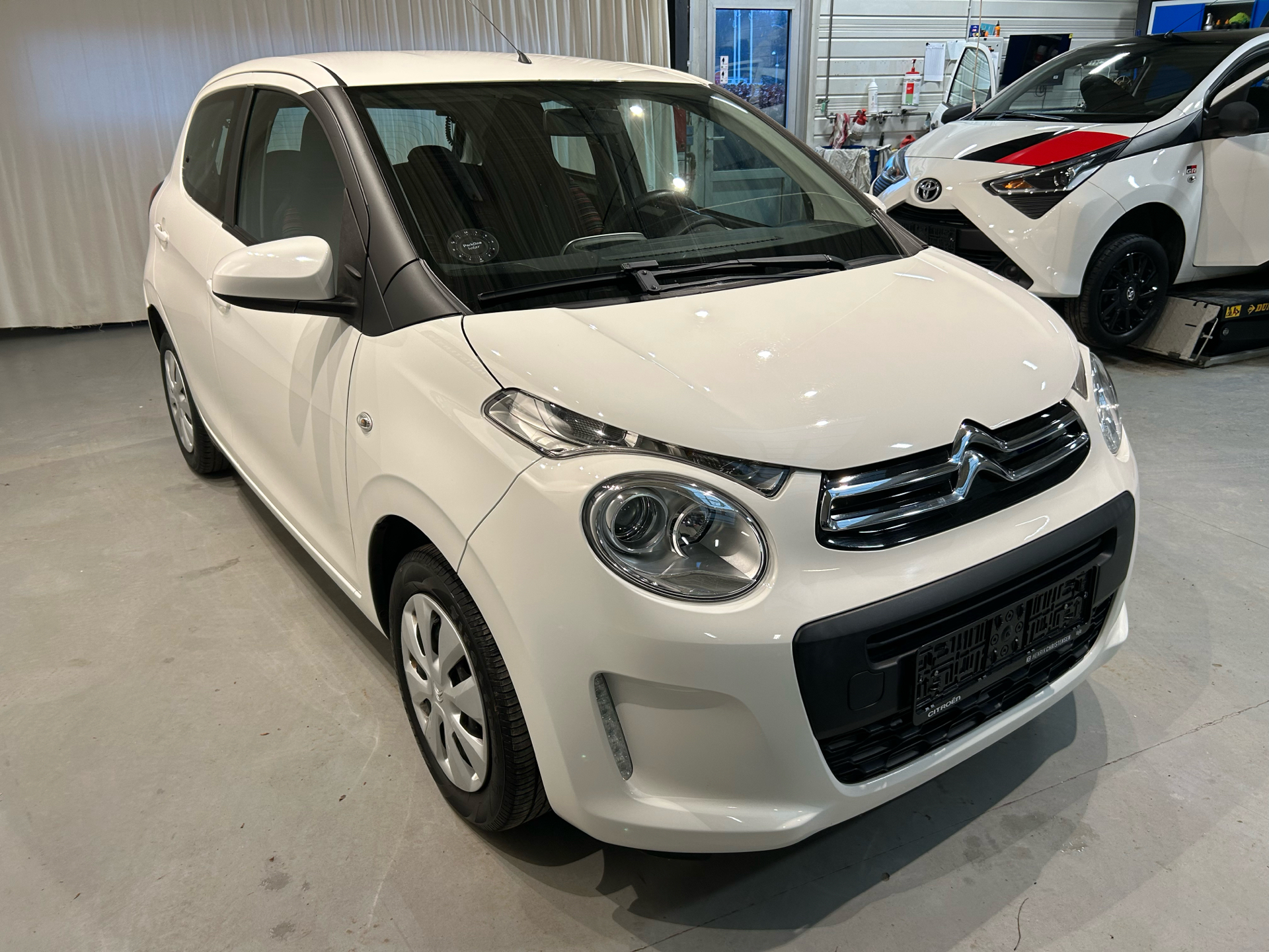 Billede af Citroën C1 1,0 VTi Scoop start/stop 68HK 5d