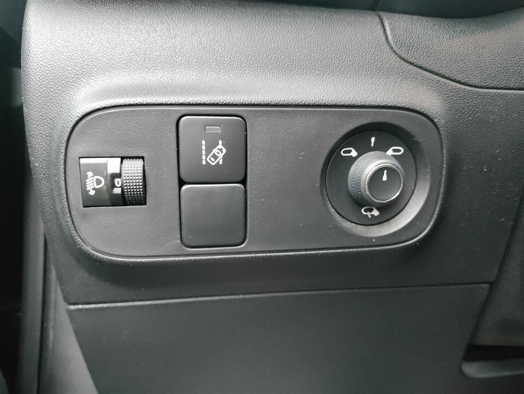 Billede af Citroën C3 1,2 PureTech Iconic Limited start/stop 82HK 5d