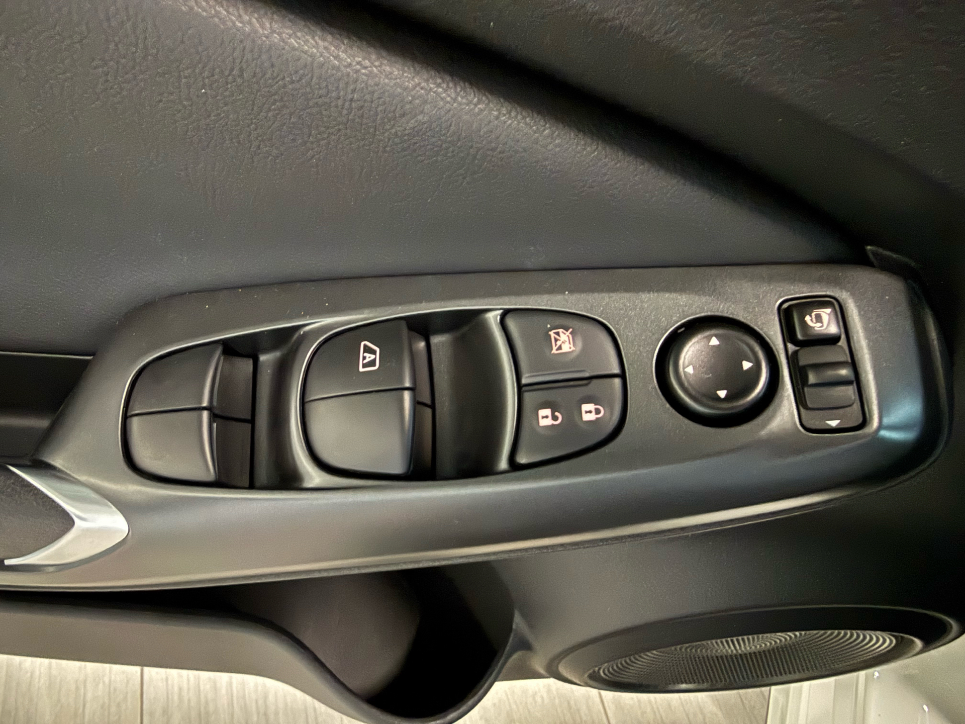 Billede af Nissan Juke 1,0 Dig-T Acenta DCT 114HK 5d 7g Aut.