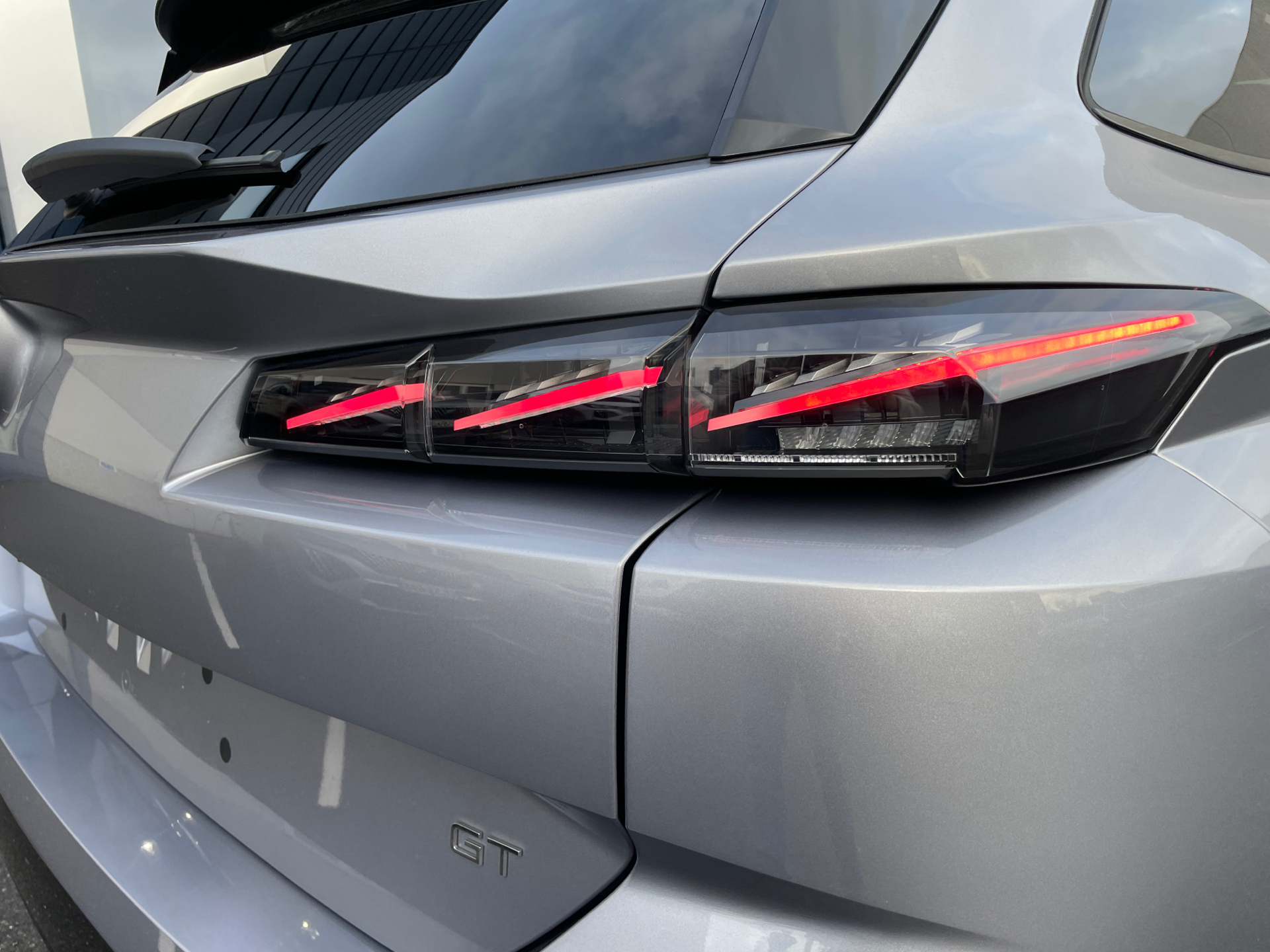 Billede af Peugeot e-308 SW EL GT 156HK Stc Aut.