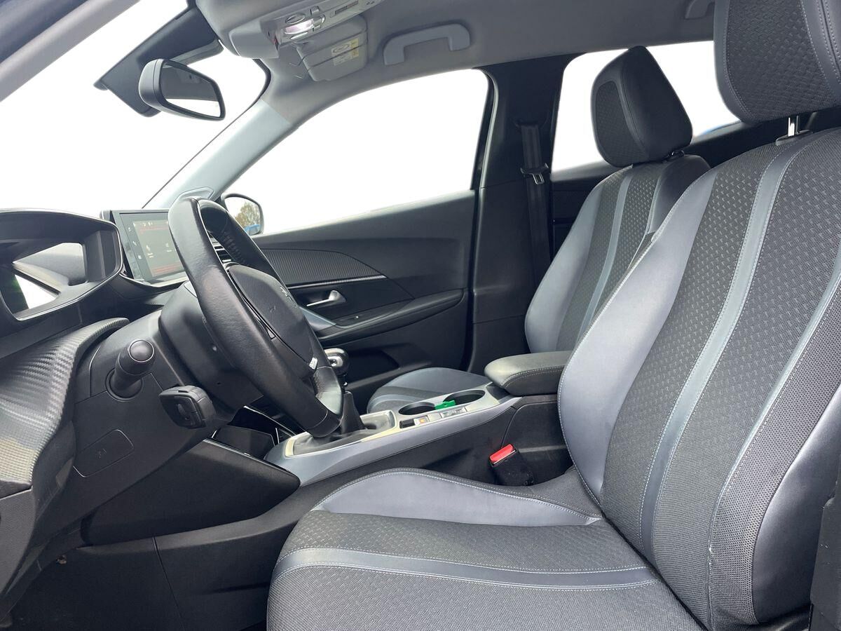 Billede af Peugeot 2008 1,2 PureTech Allure Pack 100HK 5d