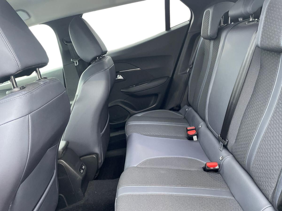 Billede af Peugeot 2008 1,2 PureTech Allure Pack 100HK 5d