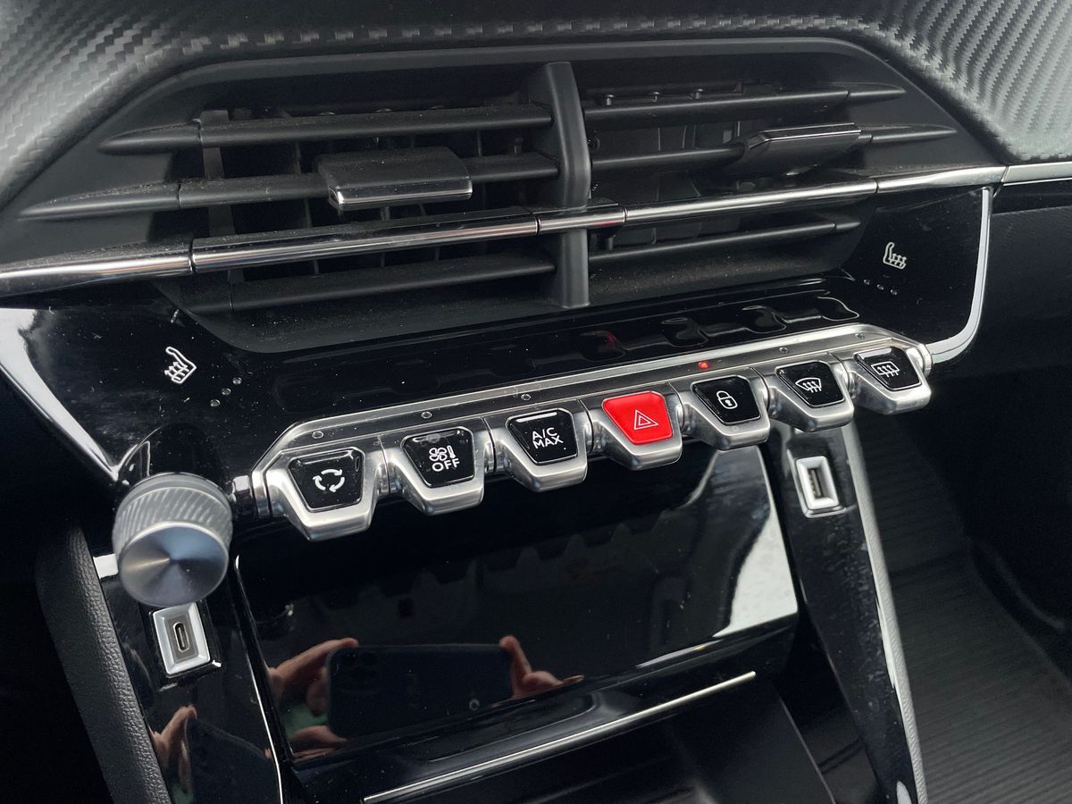 Billede af Peugeot 2008 1,2 PureTech Allure Pack 100HK 5d