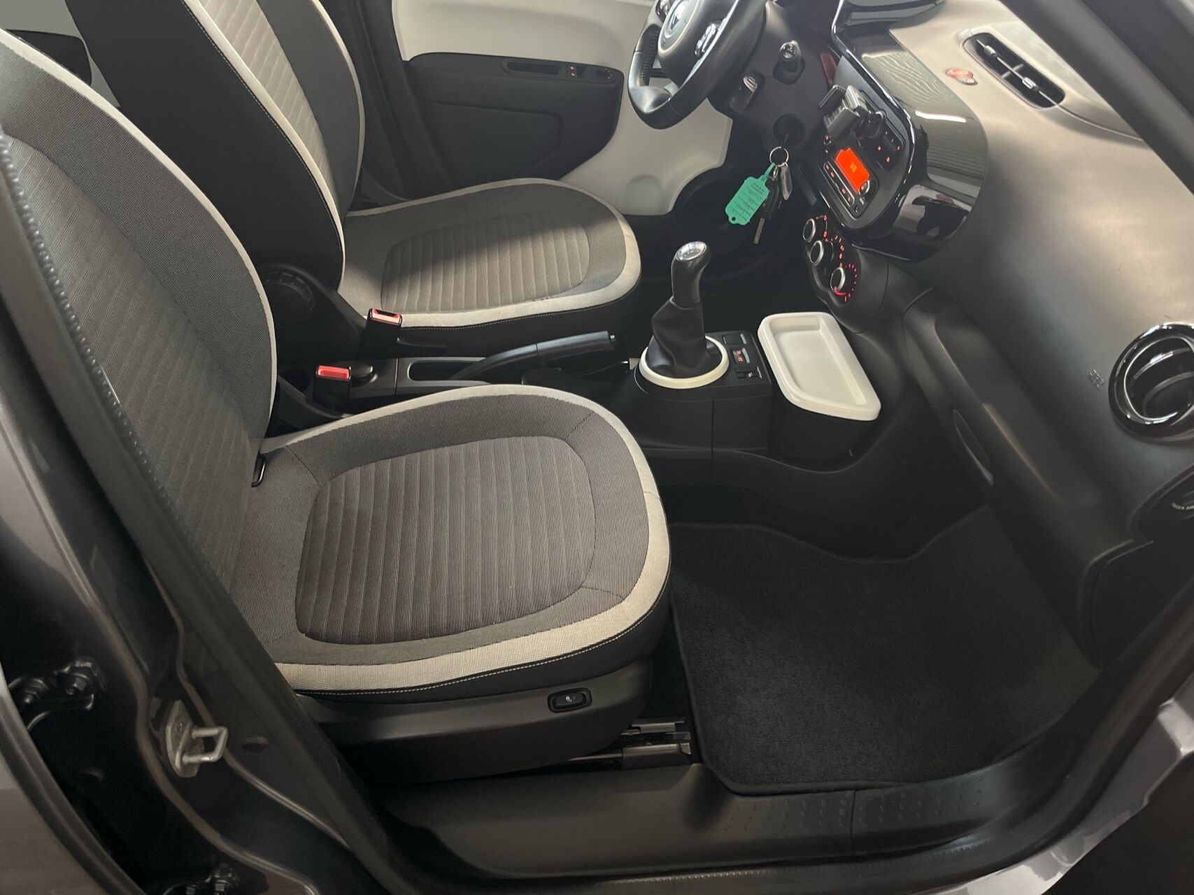 Billede af Renault Twingo 1,0 Sce Expression start/stop 70HK 5d