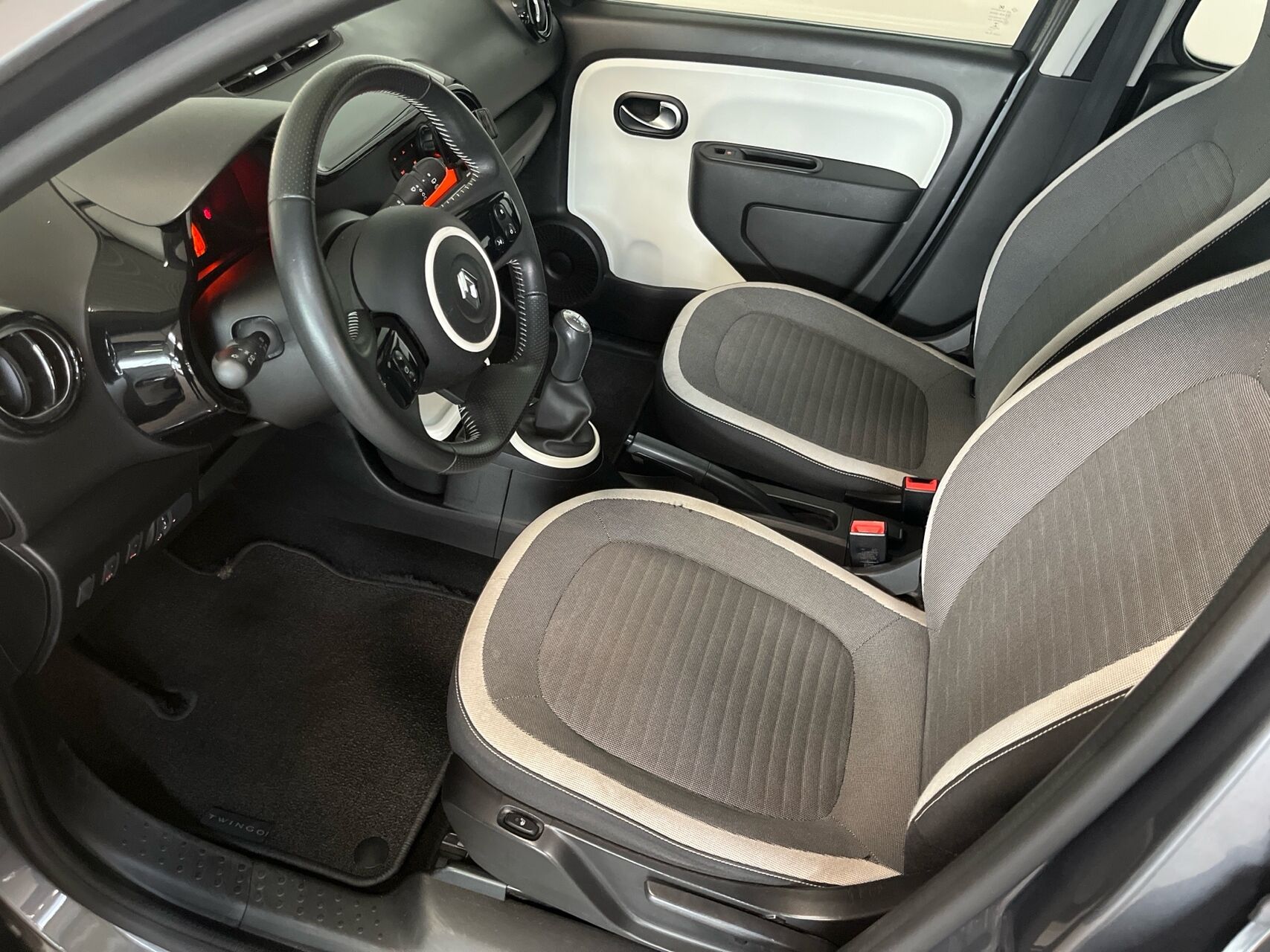 Billede af Renault Twingo 1,0 Sce Expression start/stop 70HK 5d