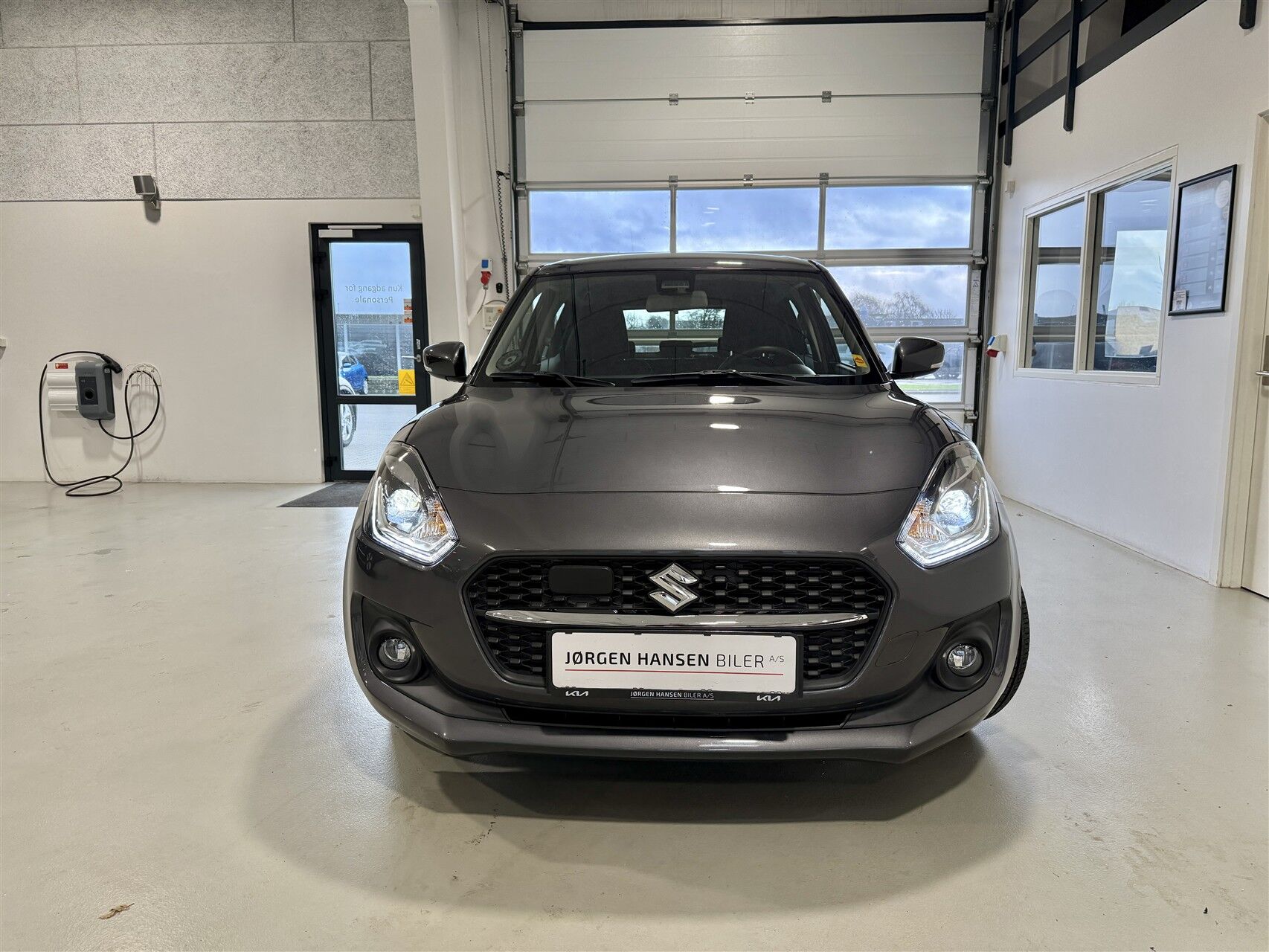 Billede af Suzuki Swift 1,2 Dualjet  Mild hybrid Exclusive AEB CVT 83HK 5d Trinl. Gear