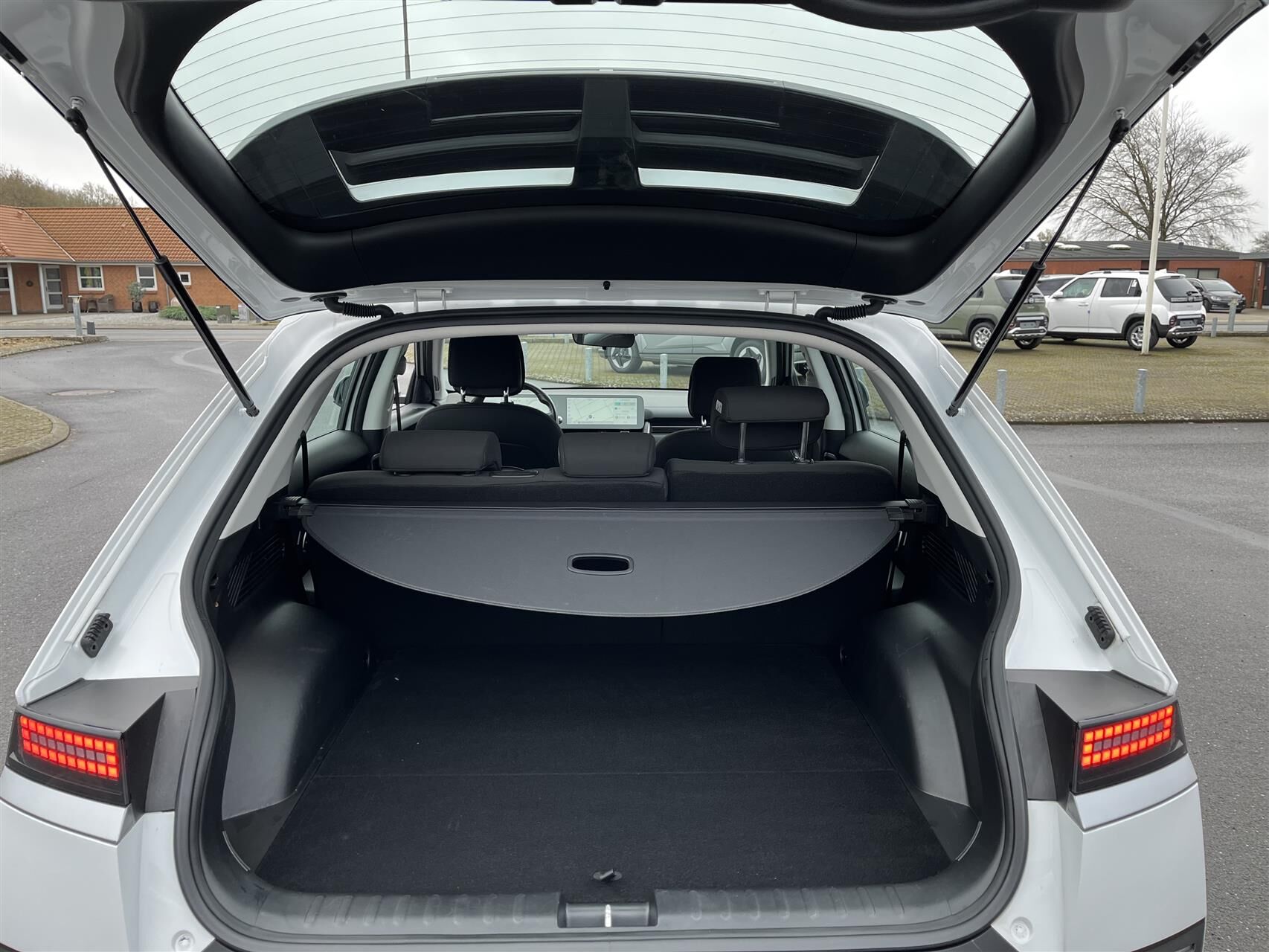 Billede af Hyundai Ioniq 5 Electric 72,6 kWh Essential 218HK 5d Aut.