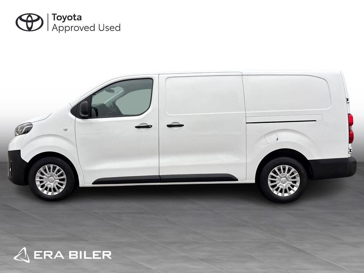 Billede af Toyota Proace Long 2,0 D Comfort Master m/dobbelt skydedør 122HK Van 8g Aut.