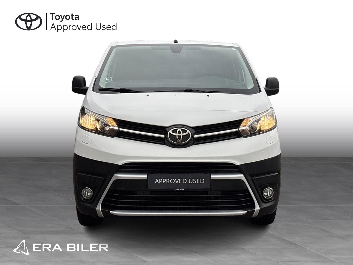 Billede af Toyota Proace Long 2,0 D Comfort Master m/dobbelt skydedør 122HK Van 8g Aut.