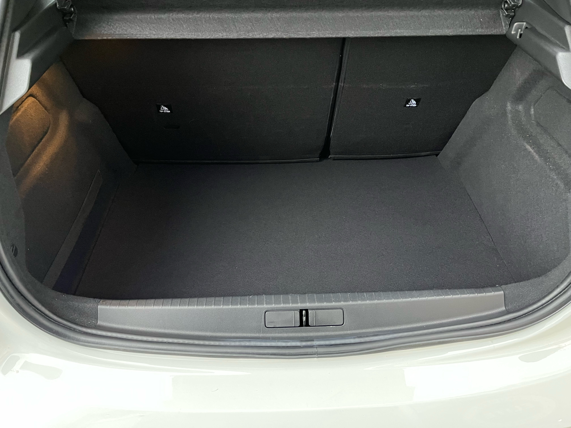 Billede af Peugeot 208 1,5 BlueHDi Allure Sky 102HK 5d 6g