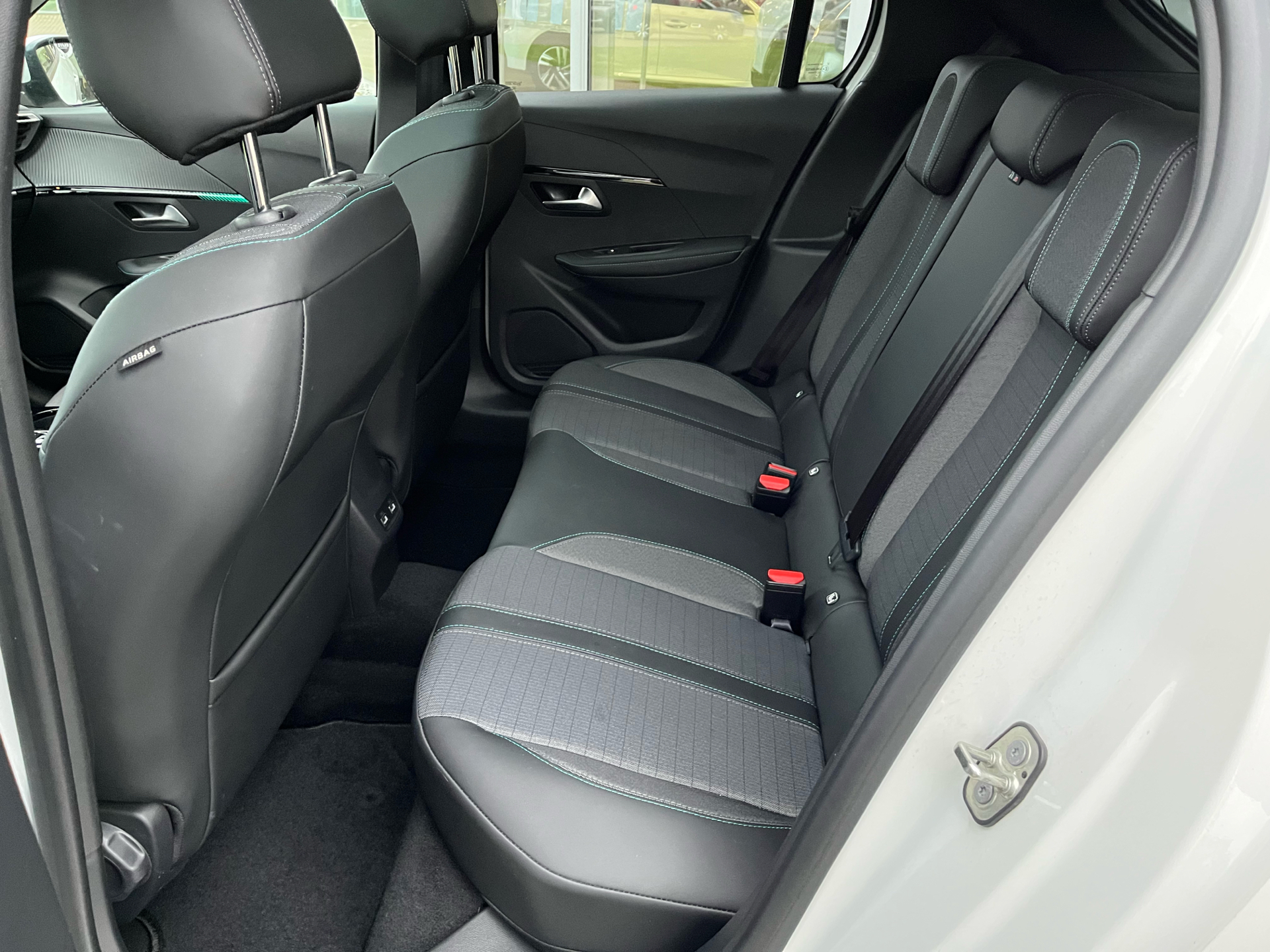 Billede af Peugeot 208 1,5 BlueHDi Allure Sky 102HK 5d 6g