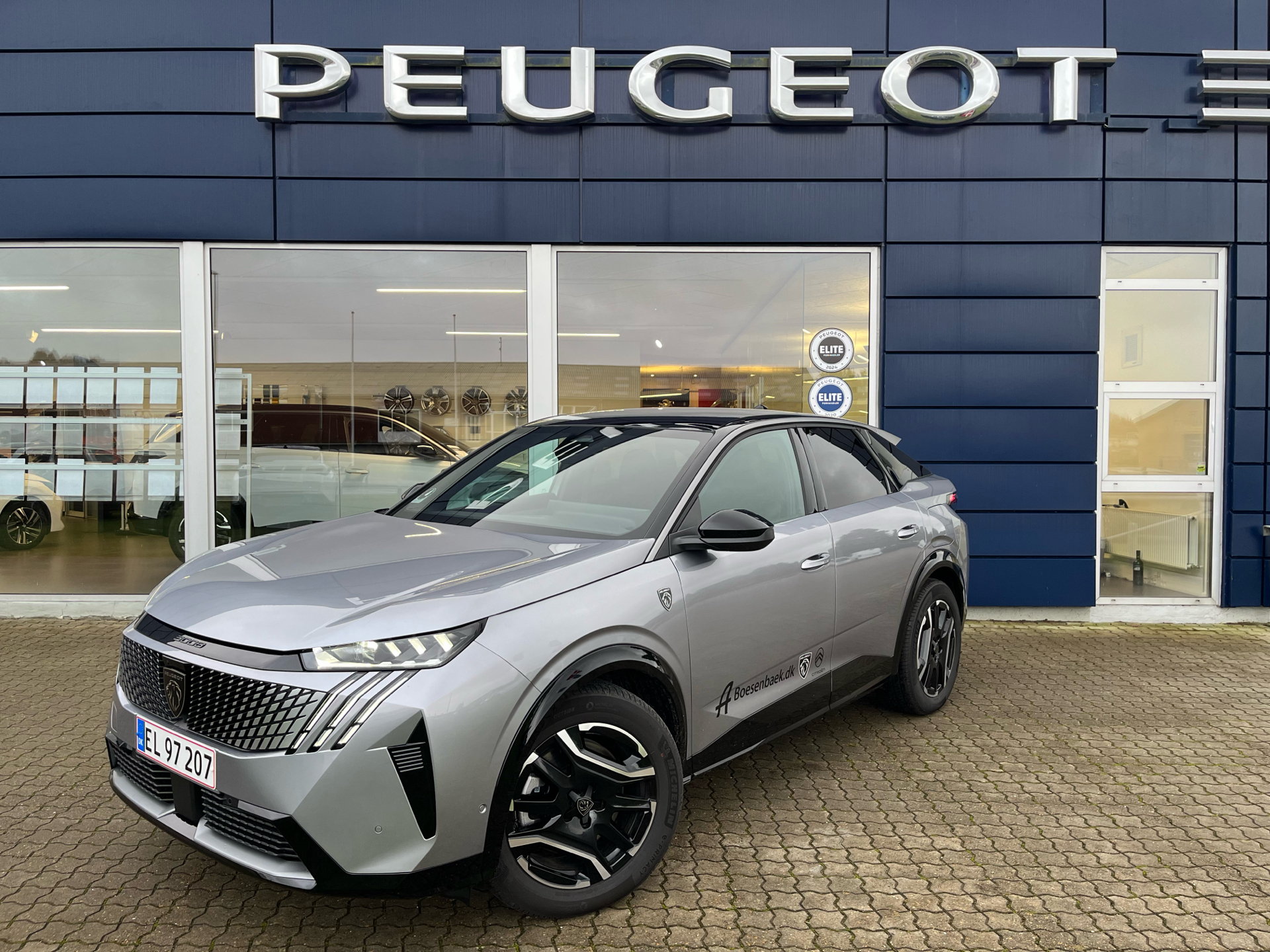 Billede af Peugeot e-3008 EL GT Pack 210HK 5d Aut.