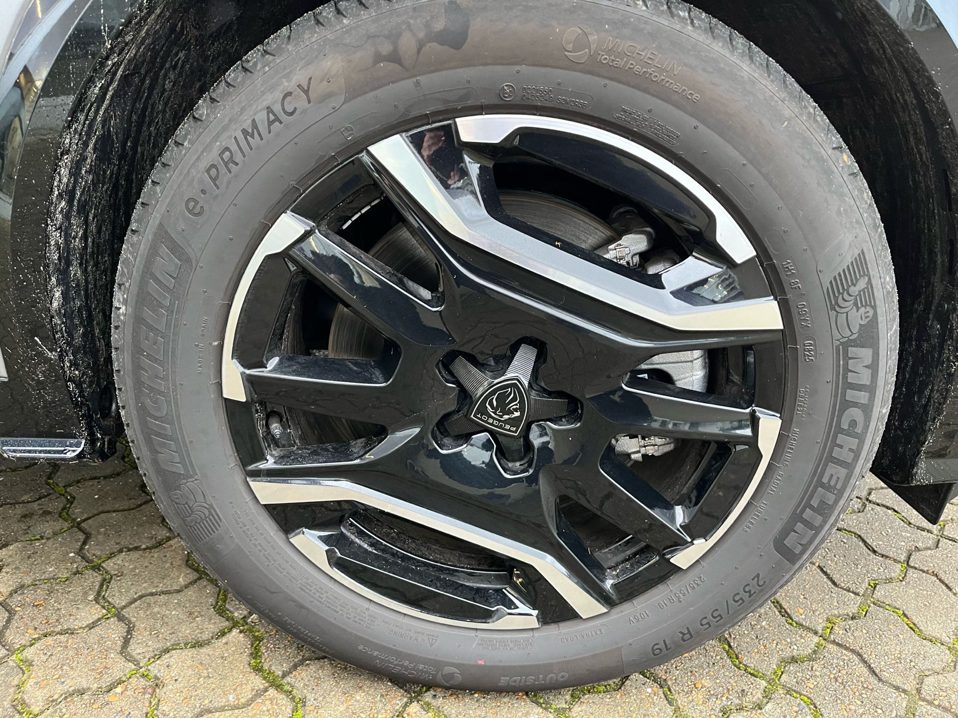 Billede af Peugeot e-3008 EL GT Pack 210HK 5d Aut.