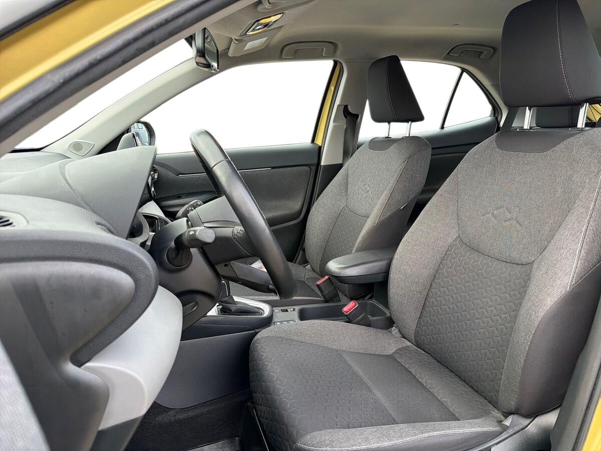 Billede af Toyota Yaris Cross 1,5 Hybrid Active Technology Plus 116HK 5d Trinl. Gear