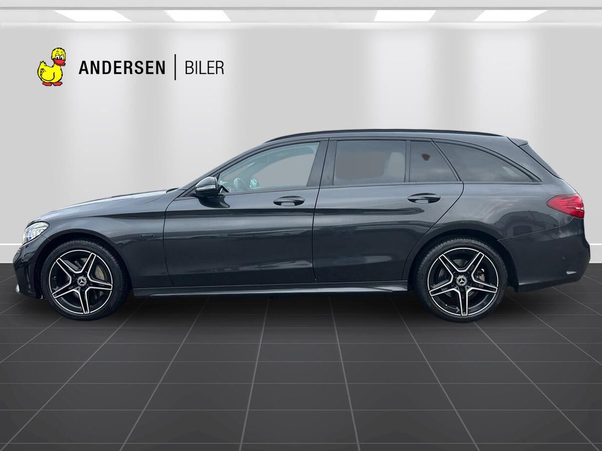 Billede af Mercedes-Benz C300 e T 2,0 Plugin-hybrid Business AMG Night Edition 9G-Tronic 320HK Stc Aut.