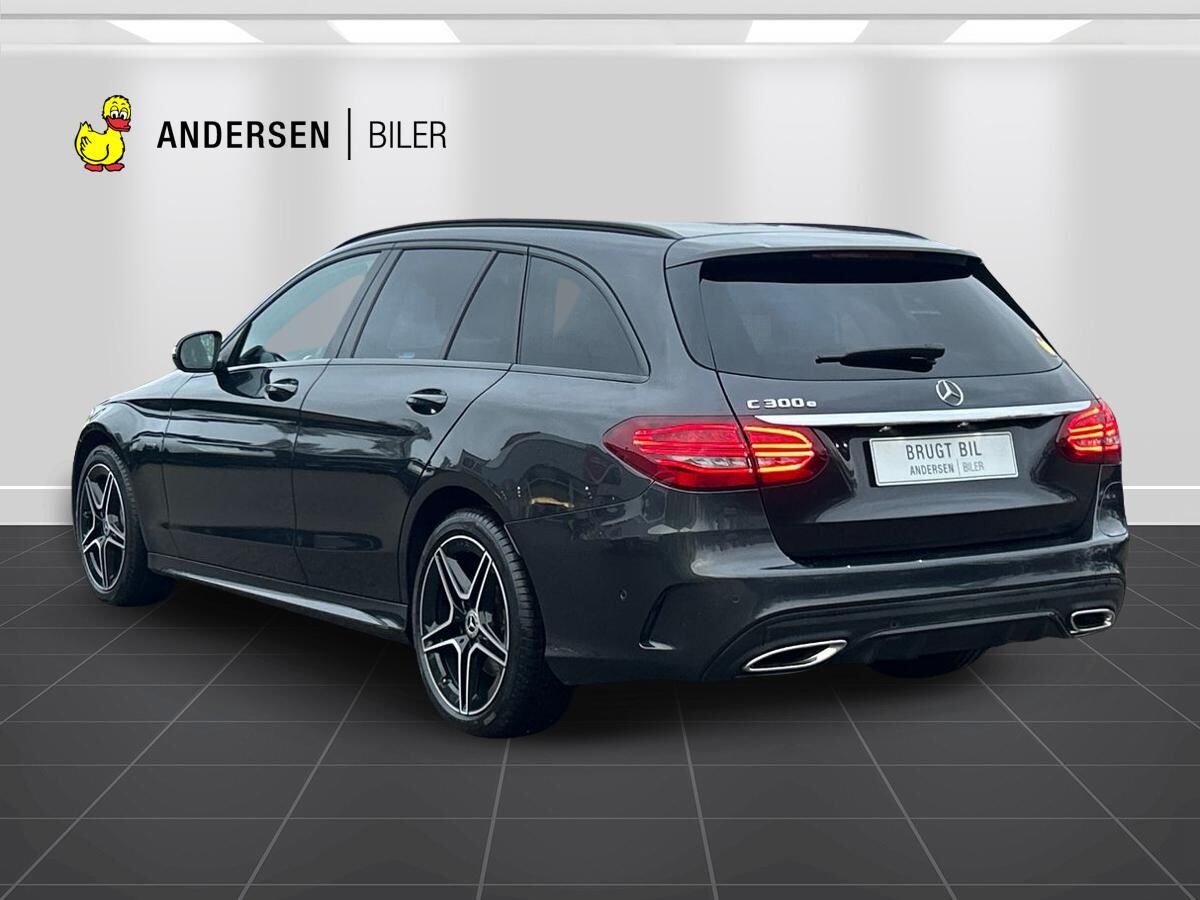 Billede af Mercedes-Benz C300 e T 2,0 Plugin-hybrid Business AMG Night Edition 9G-Tronic 320HK Stc Aut.