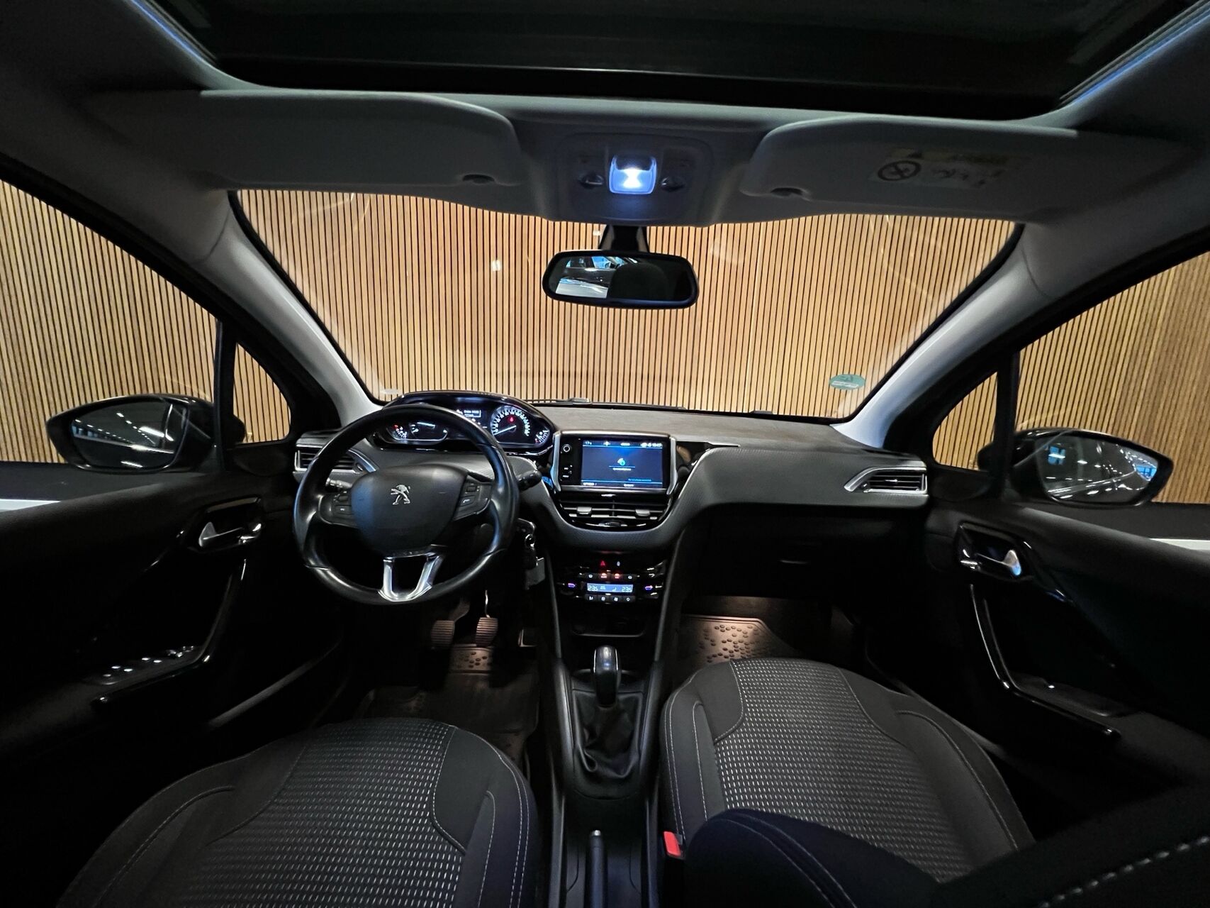 Billede af Peugeot 208 1,5 BlueHDi Prestige 100HK 5d