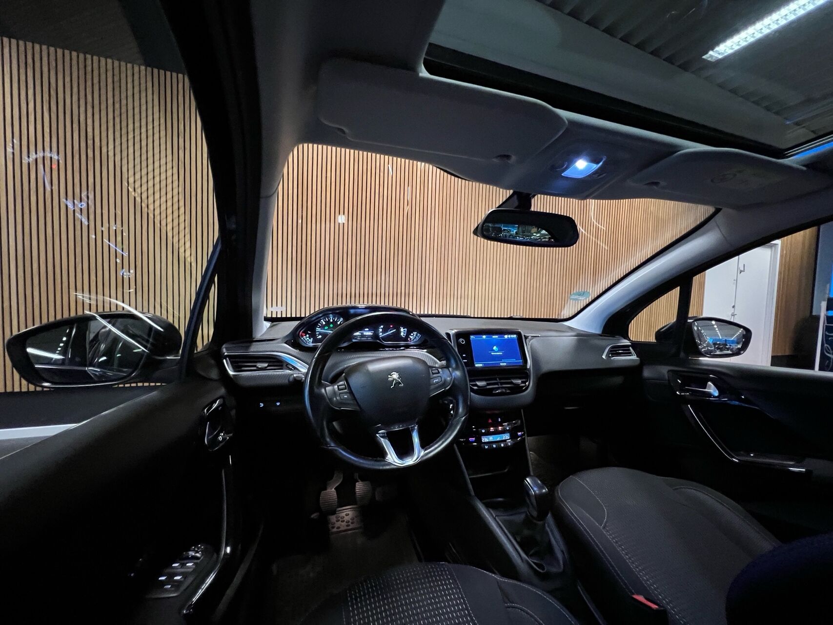 Billede af Peugeot 208 1,5 BlueHDi Prestige 100HK 5d