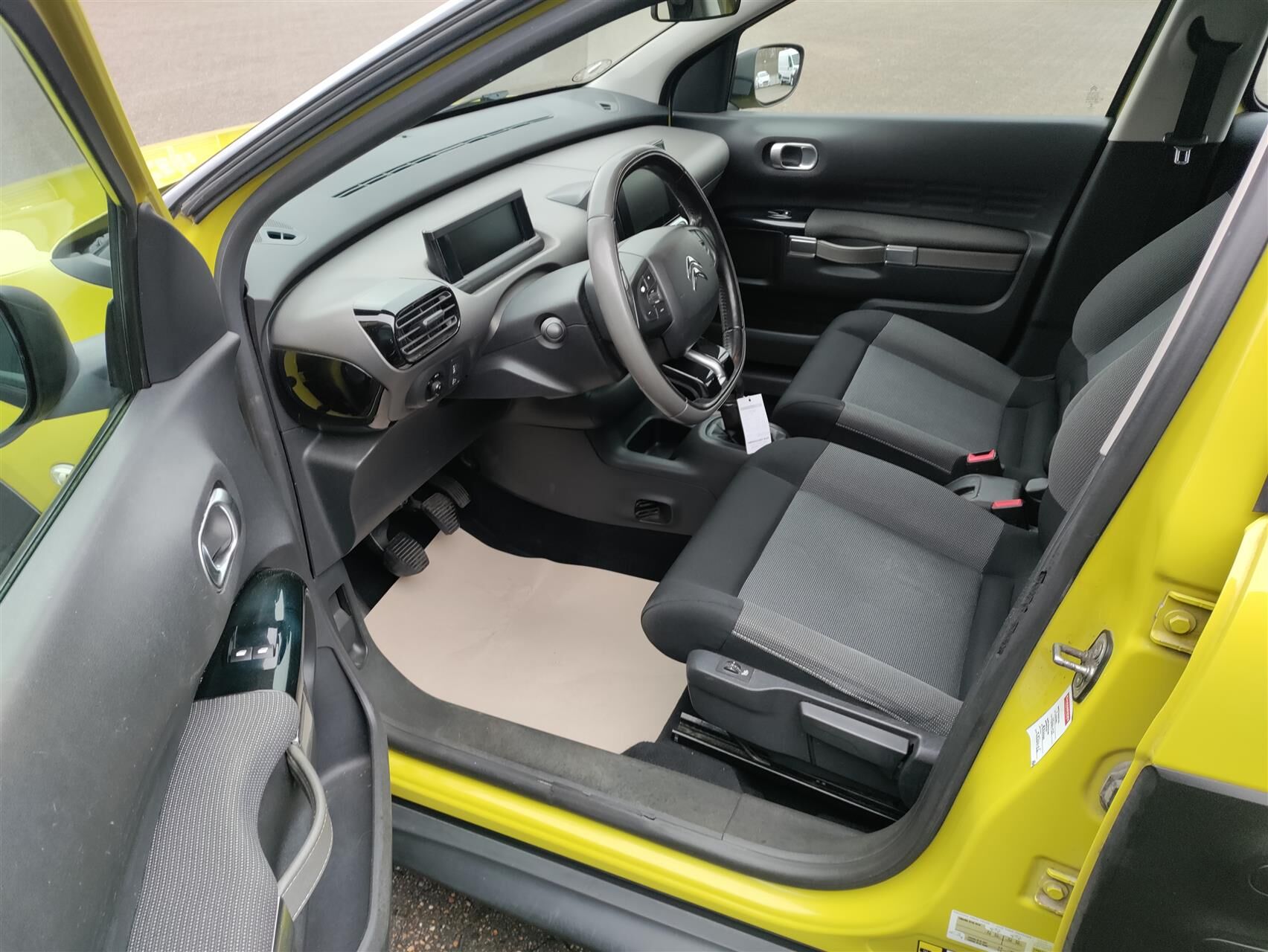 Billede af Citroën C4 Cactus 1,6 Blue HDi Feel 100HK 5d