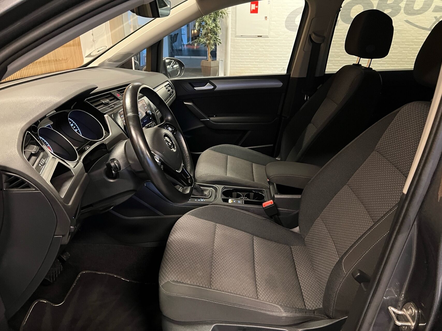 Billede af VW Touran 1,6 TDI SCR Comfortline DSG 115HK 7g Aut.