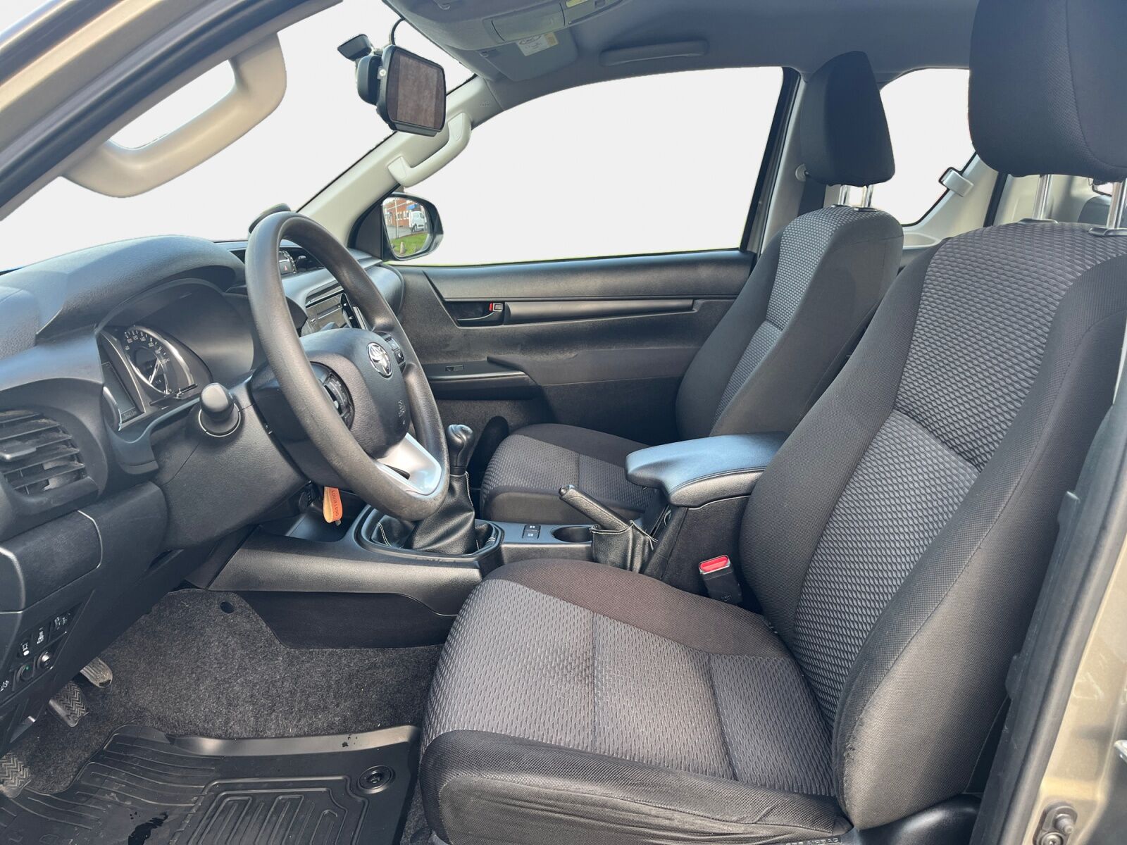 Billede af Toyota HiLux Extra Cab 2,4 D-4D T2 AWD 150HK Pick-Up 6g