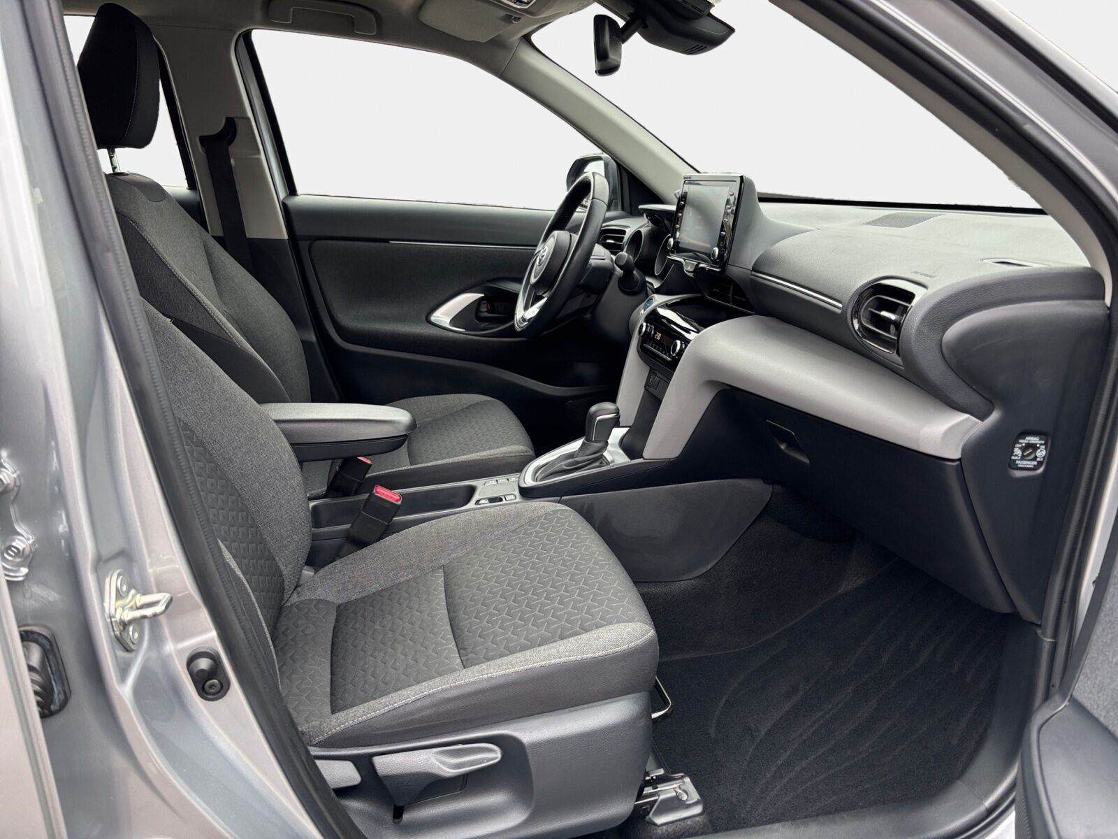 Billede af Toyota Yaris Cross 1,5 Hybrid Active 116HK 5d Trinl. Gear