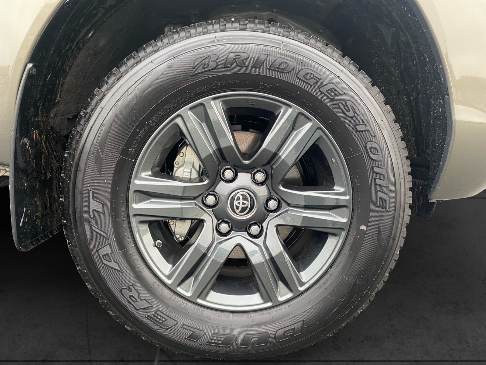 Billede af Toyota HiLux Dobb.Kab. 2,8 D-4D T3 AWD 204HK DobKab Aut.