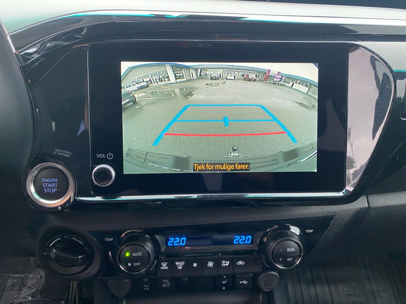 Billede af Toyota HiLux Dobb.Kab. 2,8 D-4D T3 AWD 204HK DobKab Aut.