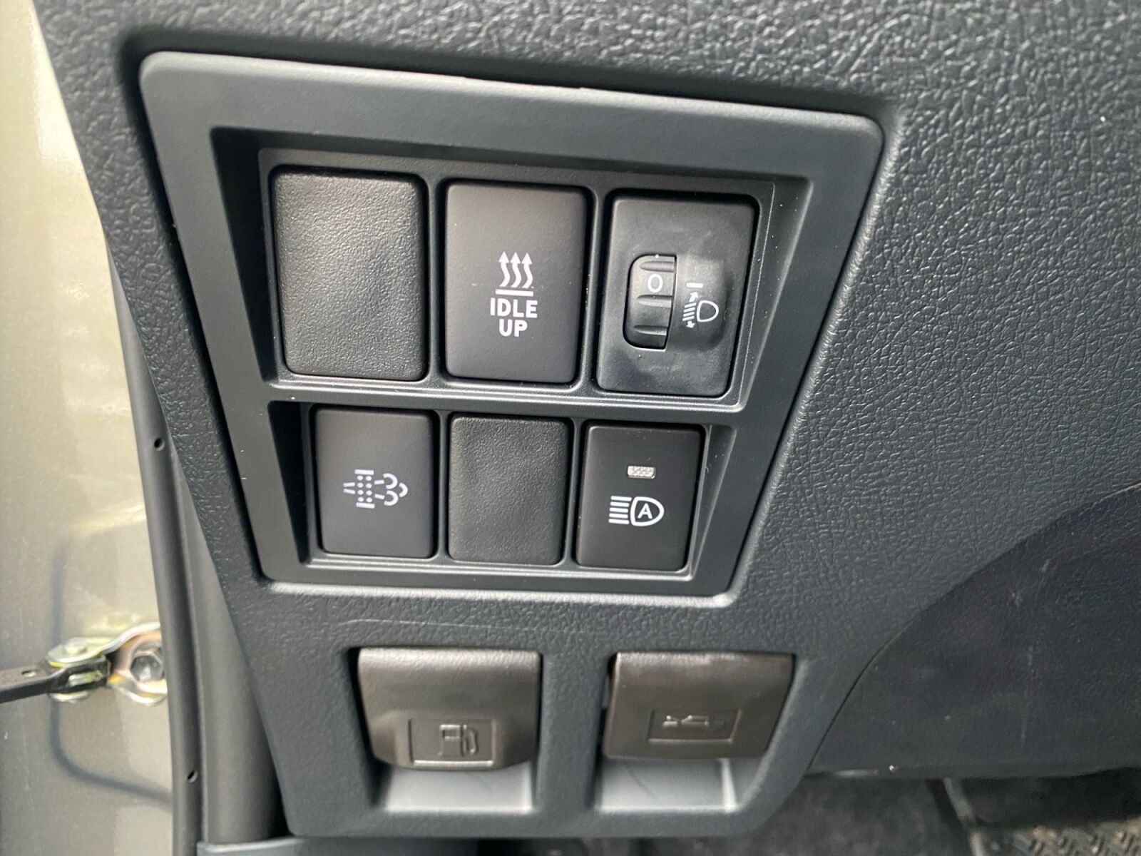 Billede af Toyota HiLux Dobb.Kab. 2,8 D-4D T3 AWD 204HK DobKab Aut.