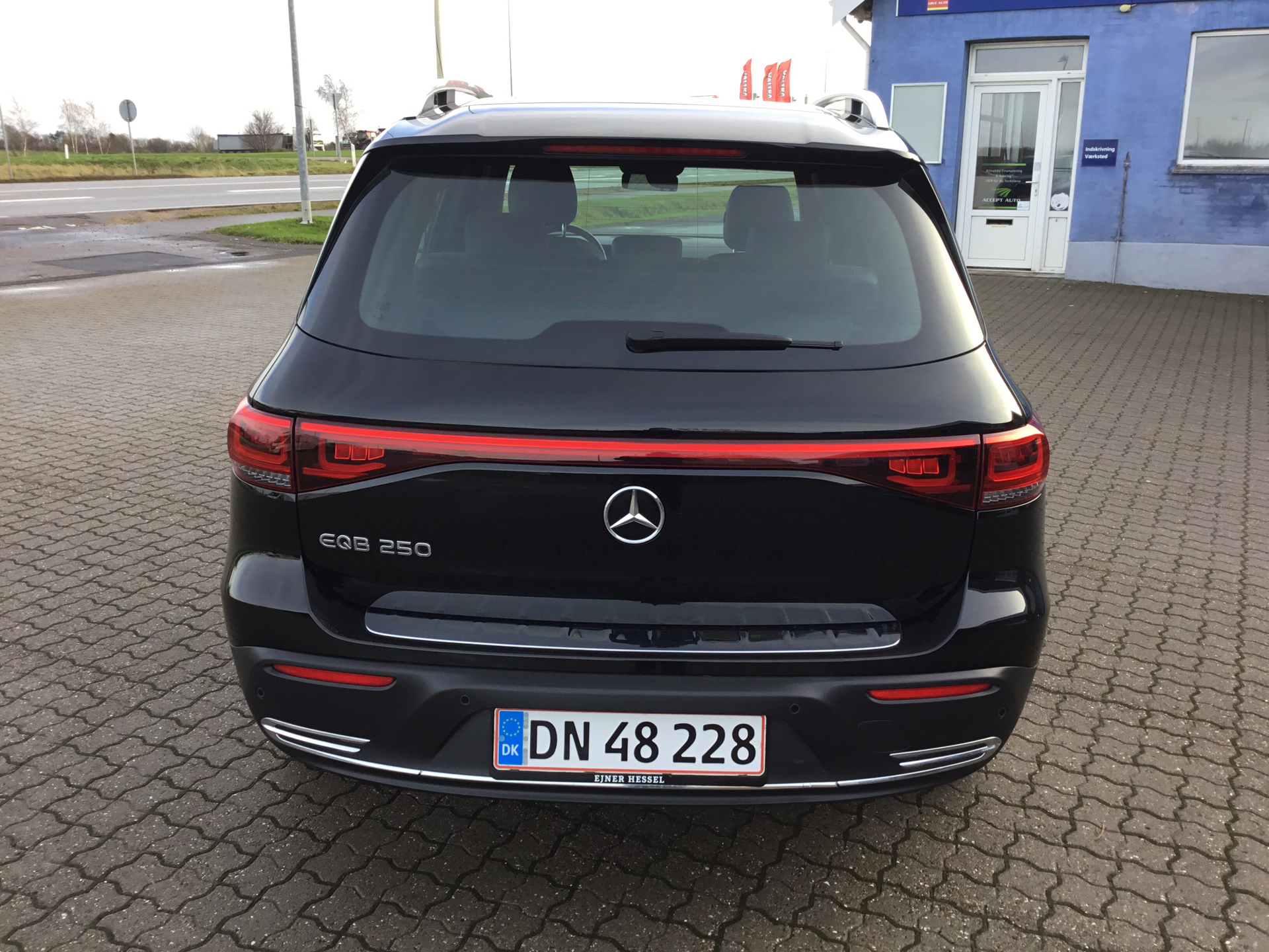 Billede af Mercedes-Benz EQB 250 EL 190HK 5d Aut.