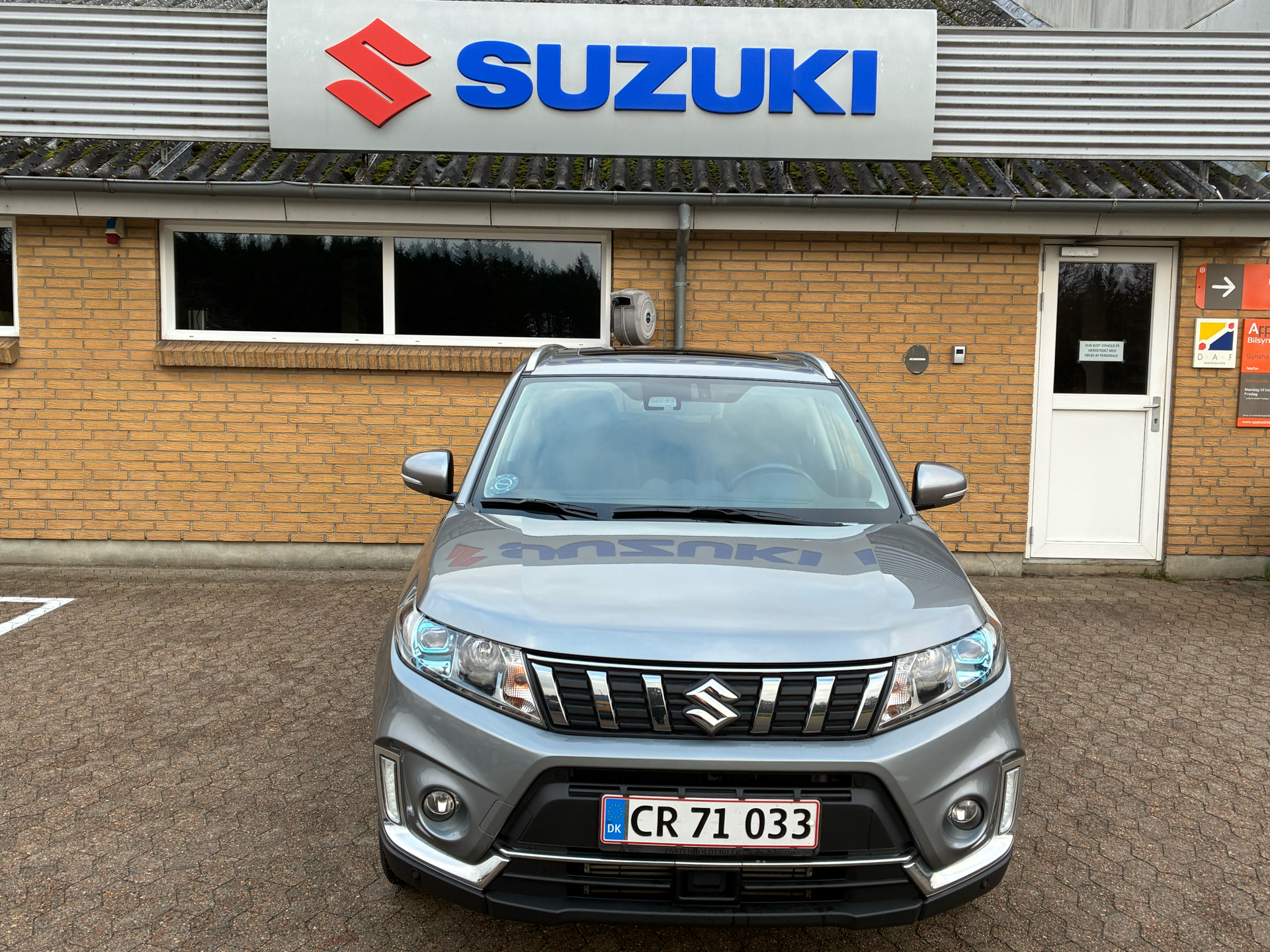 Billede af Suzuki Vitara 1,4 Boosterjet Adventure 140HK 5d 6g