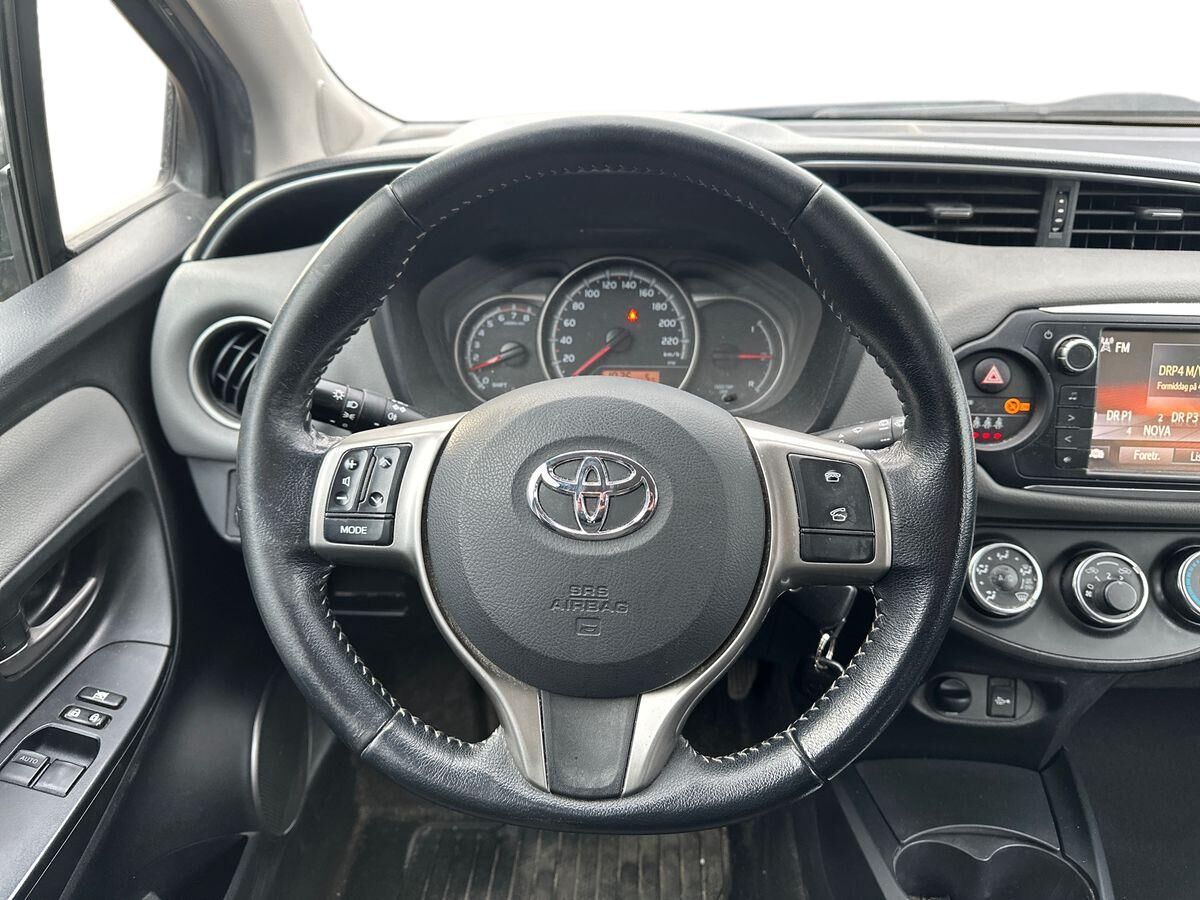 Billede af Toyota Yaris 1,0 VVT-I T2 69HK 5d