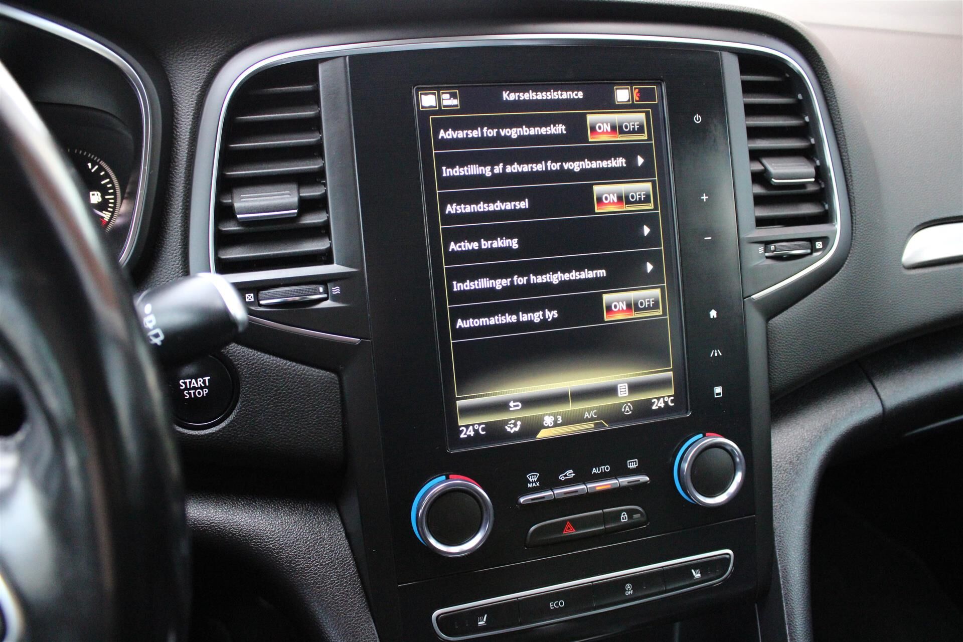 Billede af Renault Mégane Sport Tourer 1,5 Blue DCi Bose EDC 115HK Stc 7g Aut.