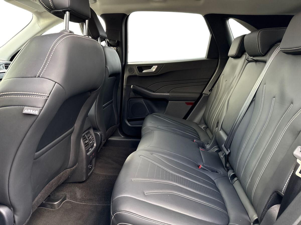 Billede af Ford Kuga 2,5 Plugin-hybrid Vignale CVT 225HK 5d Trinl. Gear