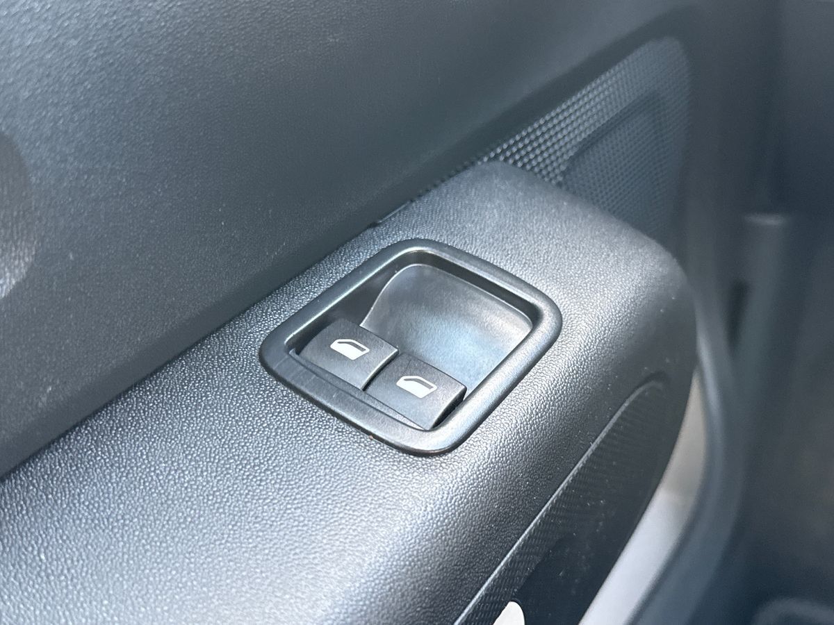 Billede af Citroën C3 1,2 PureTech Iconic Limited start/stop 82HK 5d