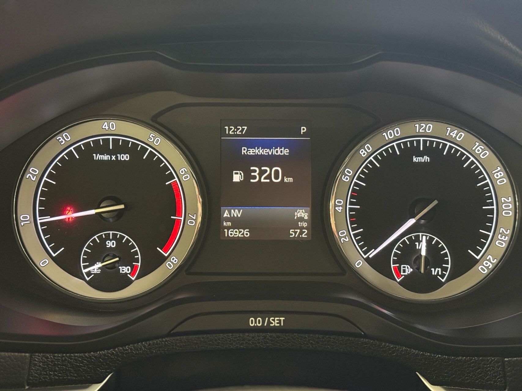 Billede af Skoda Karoq 1,5 TSI ACT Style DSG 150HK 5d 7g Aut.