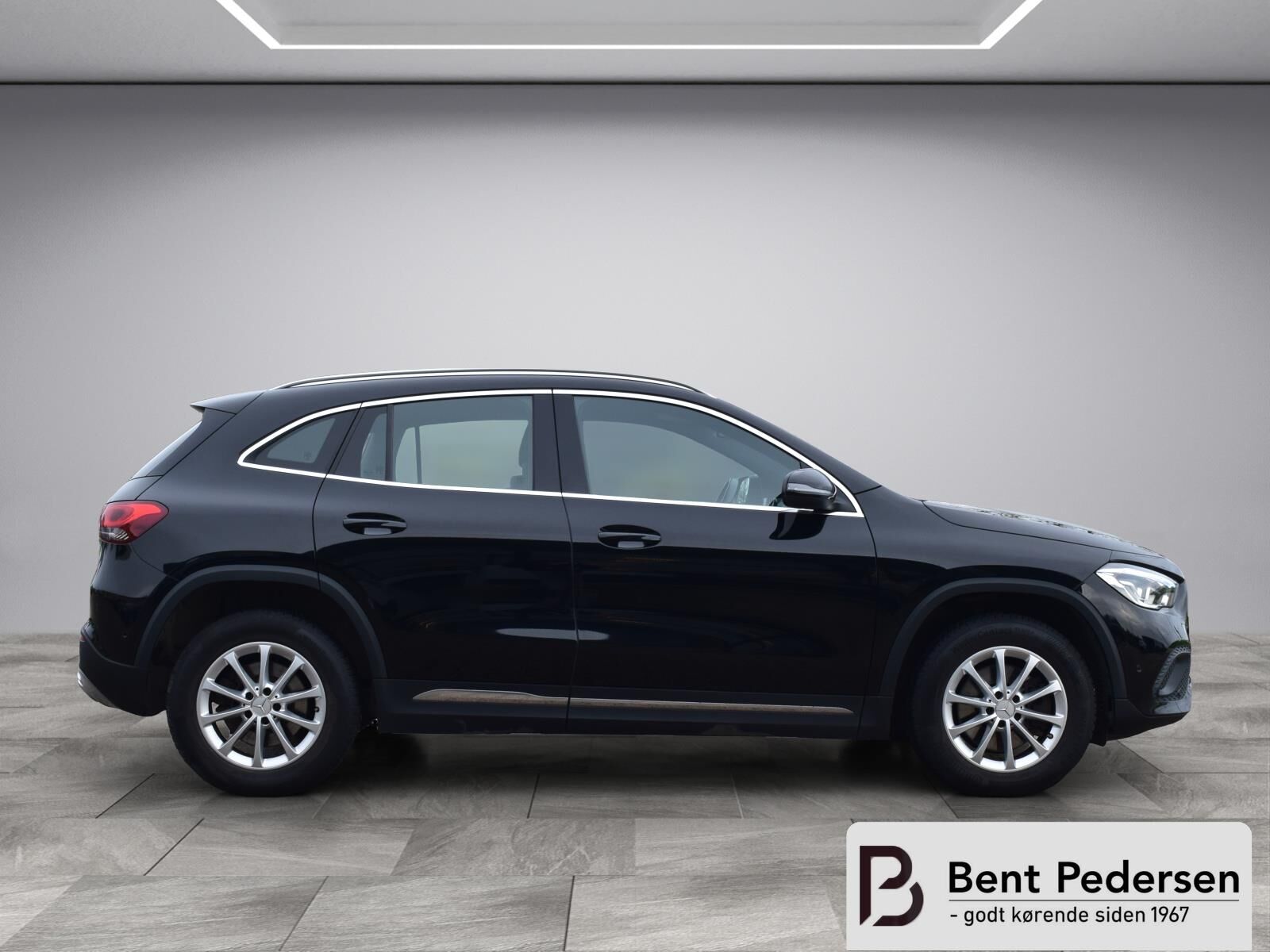 Billede af Mercedes-Benz GLA250 2,0 Progressive 4-Matic 8G-DCT 224HK 5d 8g Aut.