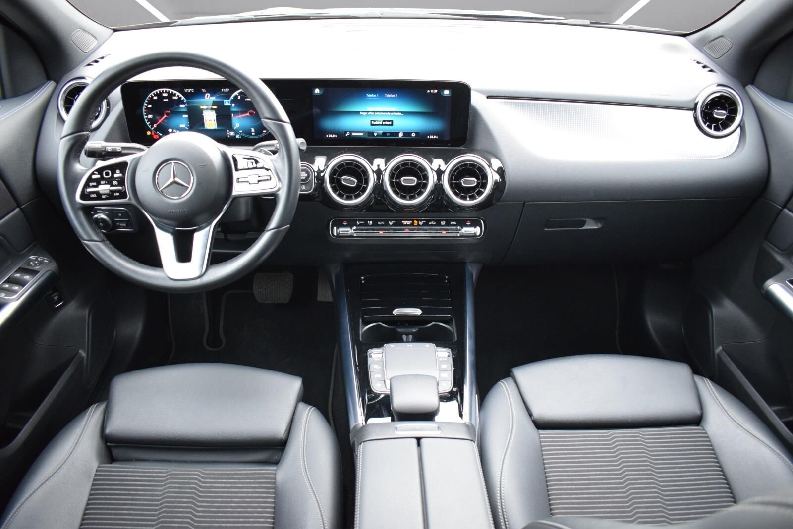 Billede af Mercedes-Benz GLA250 2,0 Progressive 4-Matic 8G-DCT 224HK 5d 8g Aut.