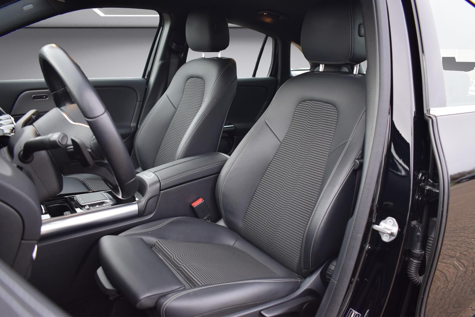 Billede af Mercedes-Benz GLA250 2,0 Progressive 4-Matic 8G-DCT 224HK 5d 8g Aut.