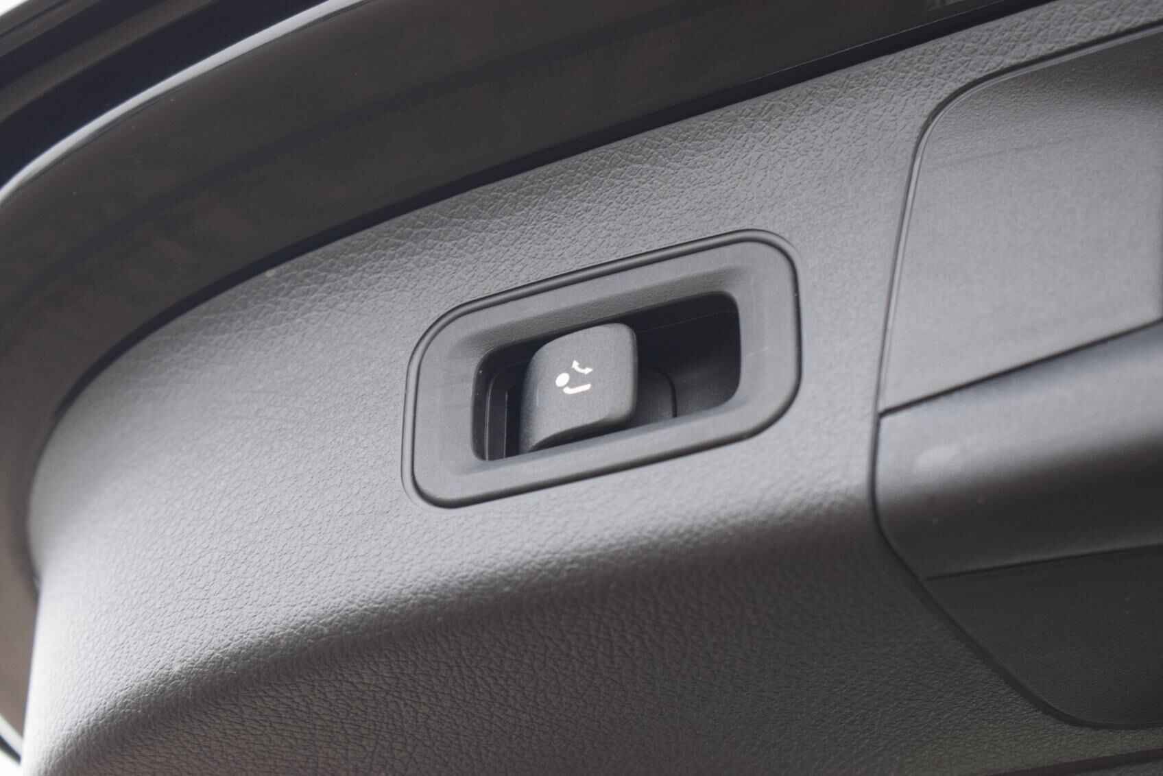 Billede af Mercedes-Benz GLA250 2,0 Progressive 4-Matic 8G-DCT 224HK 5d 8g Aut.