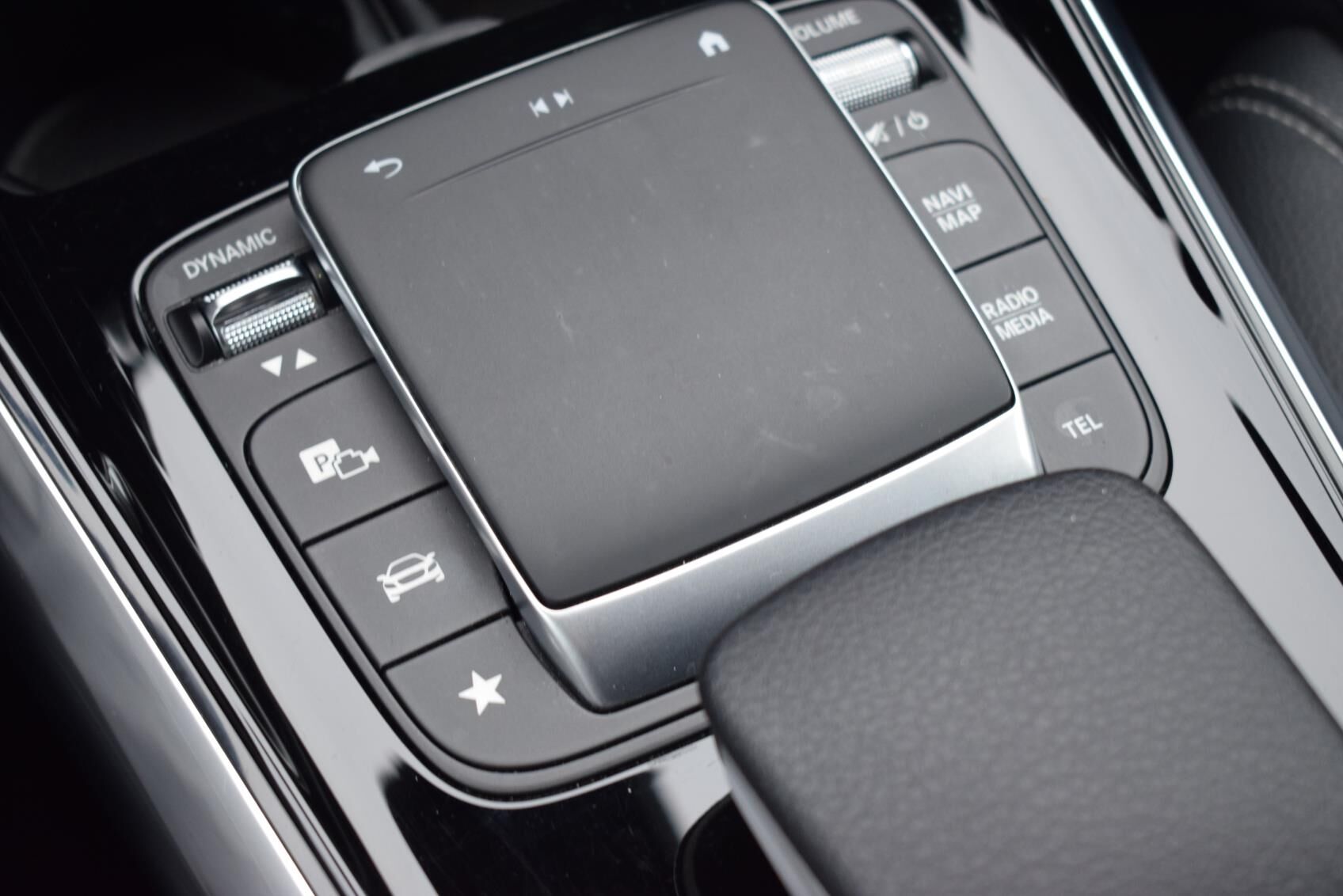 Billede af Mercedes-Benz GLA250 2,0 Progressive 4-Matic 8G-DCT 224HK 5d 8g Aut.