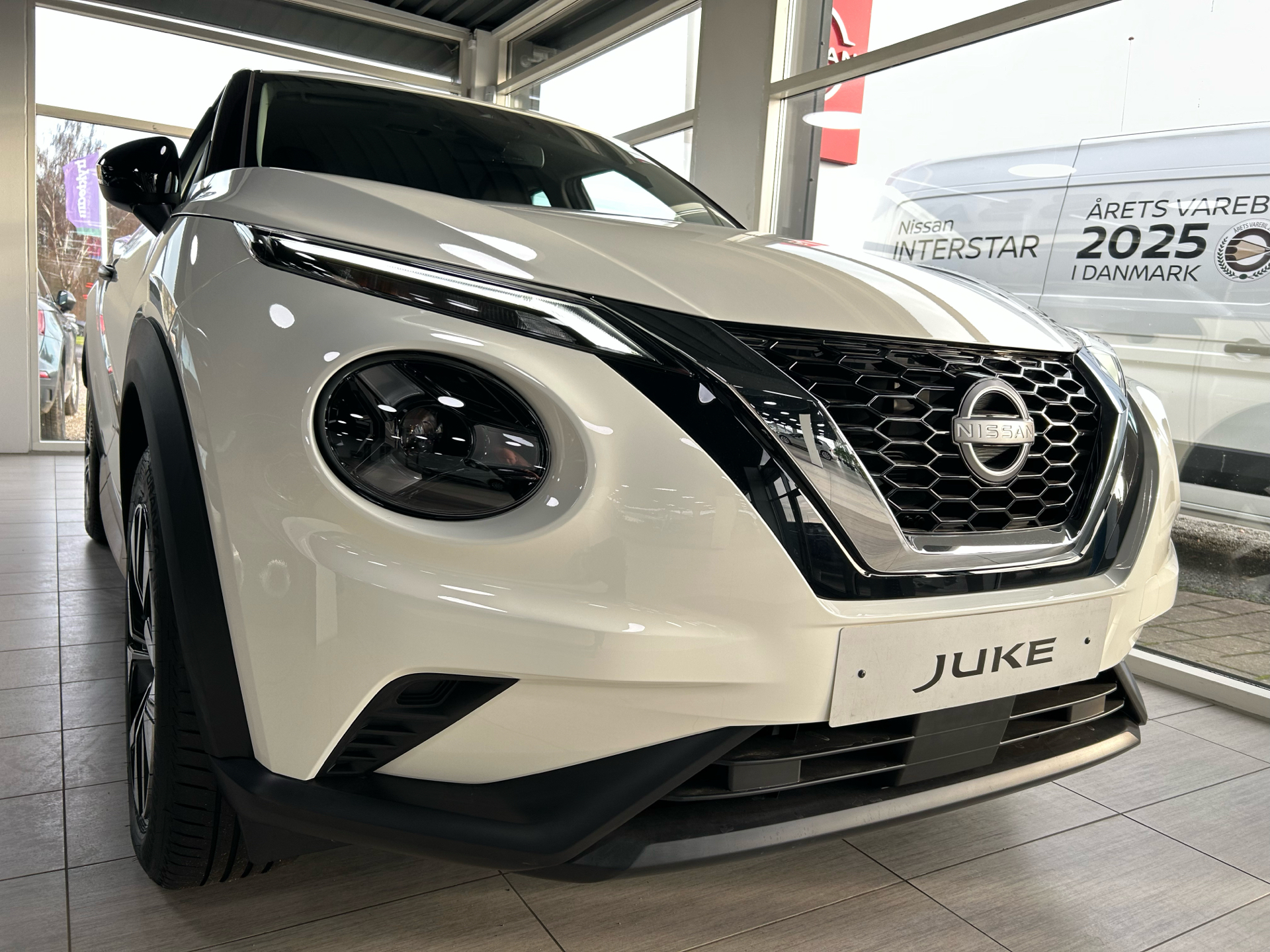 Billede af Nissan Juke 1,0 Dig-T Acenta DCT 114HK 5d 7g Aut.