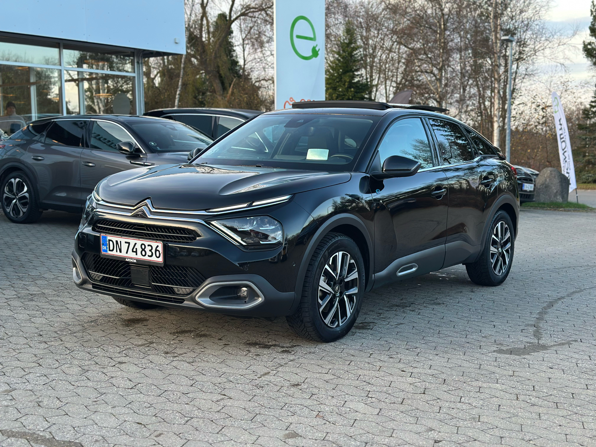 Billede af Citroën e-C4 EL Shine Sport 136HK 5d Aut.